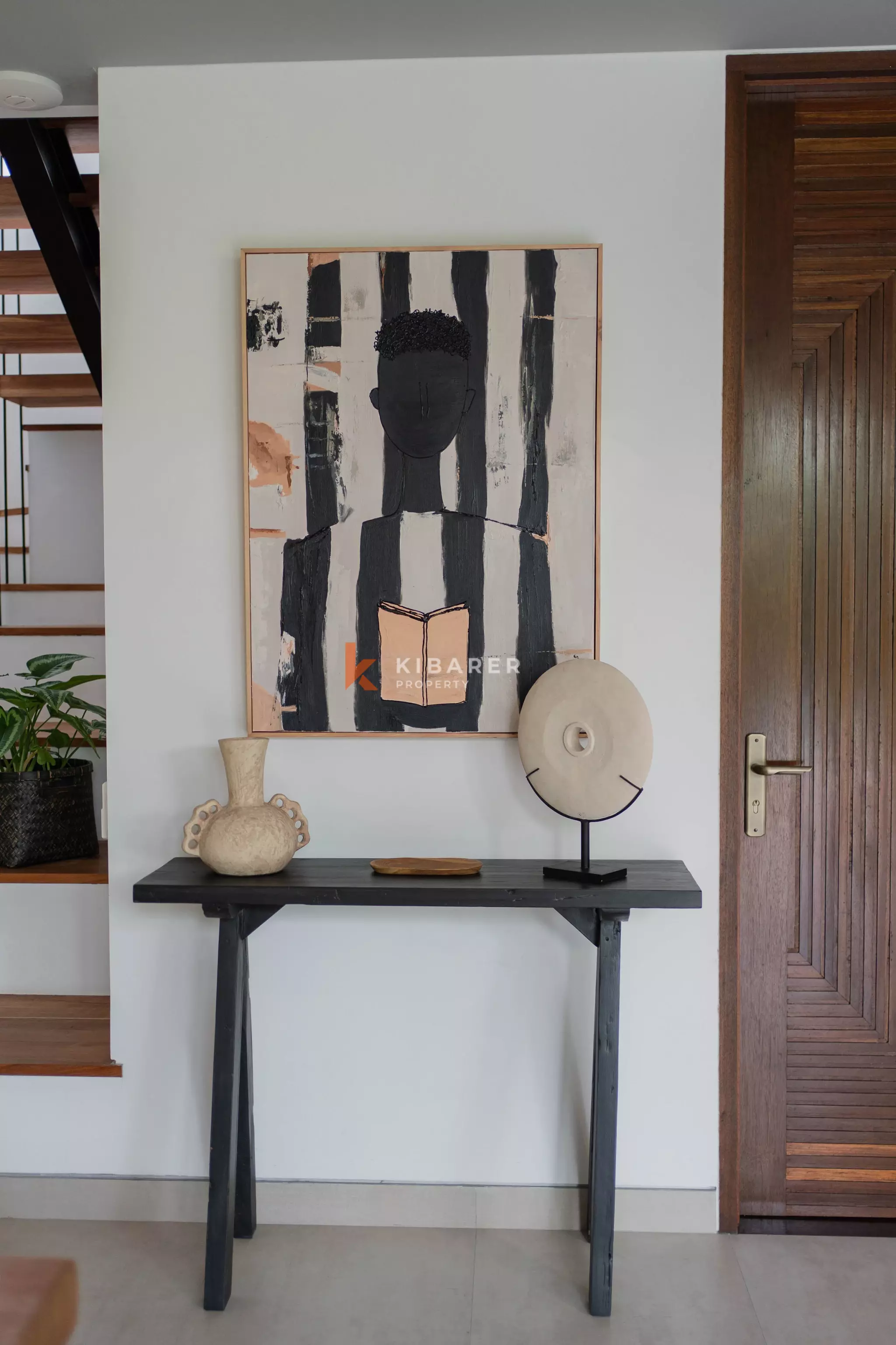 Private Oasis Four Bedroom plus Office room in Umalas