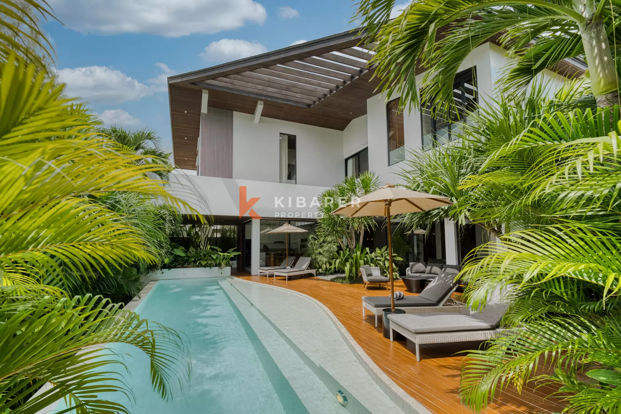 Private Oasis Four Bedroom plus Office room in Umalas