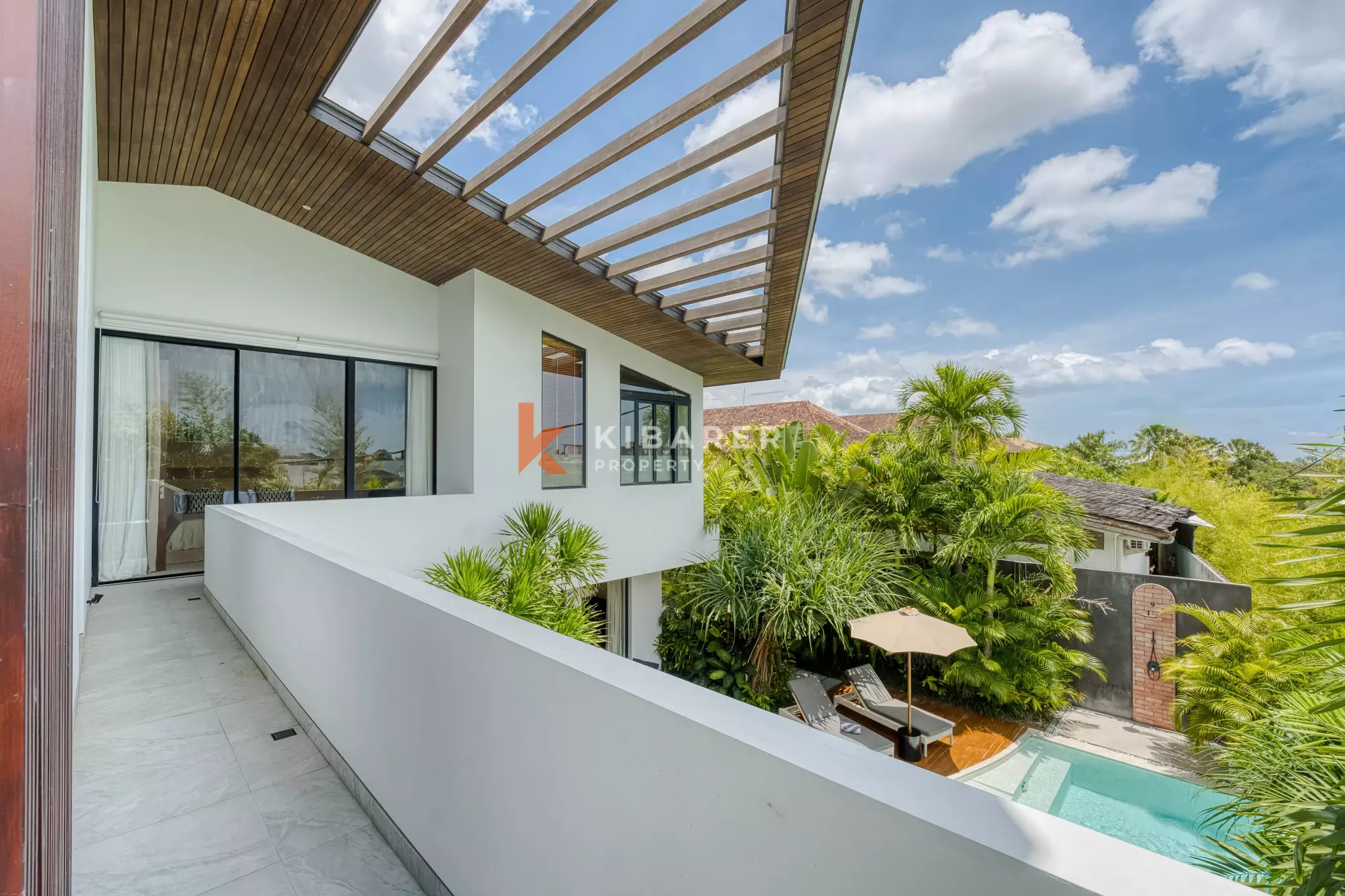 Private Oasis Four Bedroom plus Office room in Umalas