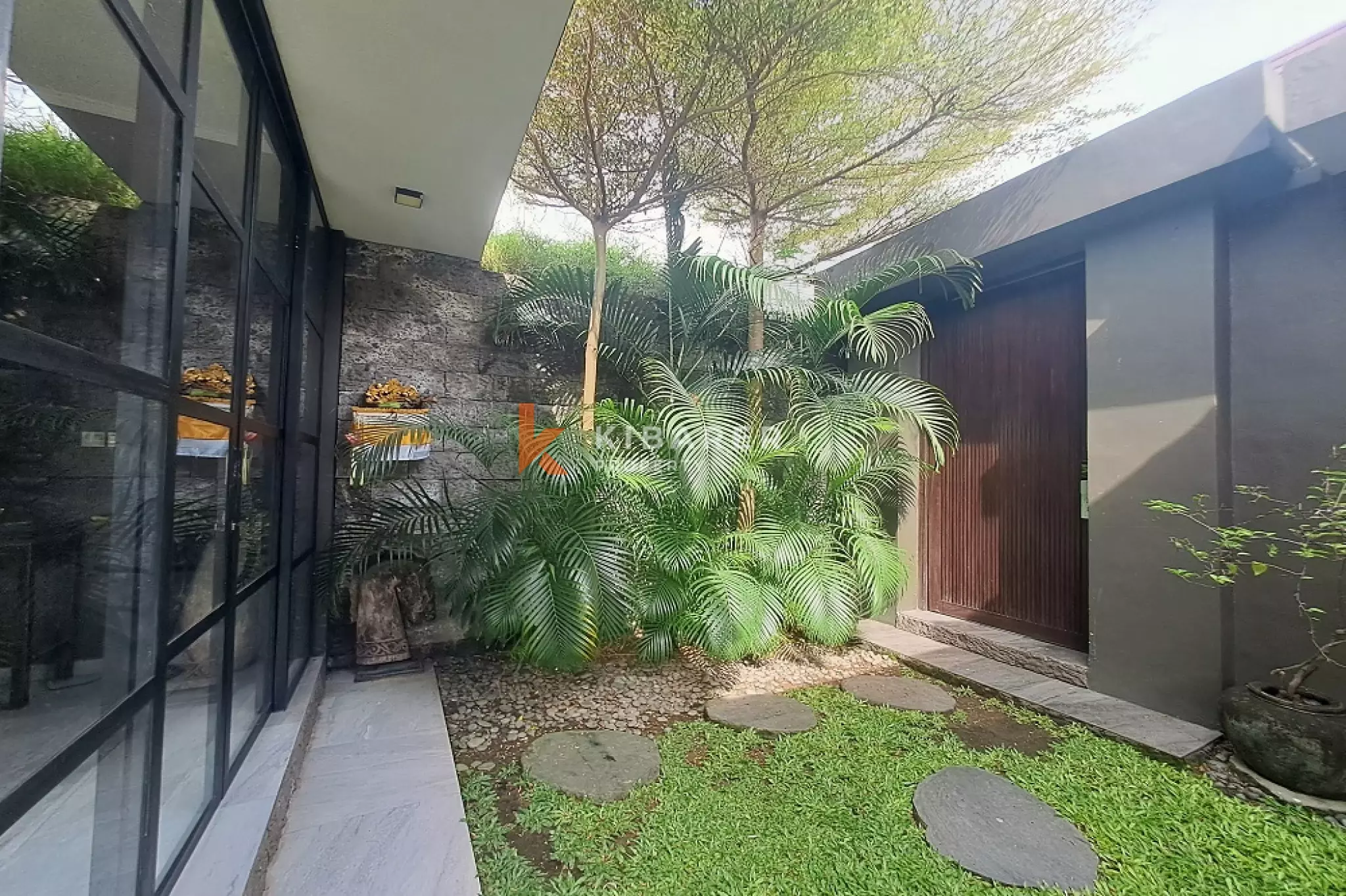 Vie insulaire à deux pas d'Echo Beach - Villa de trois chambres (Disponible le 20 décembre 2025)