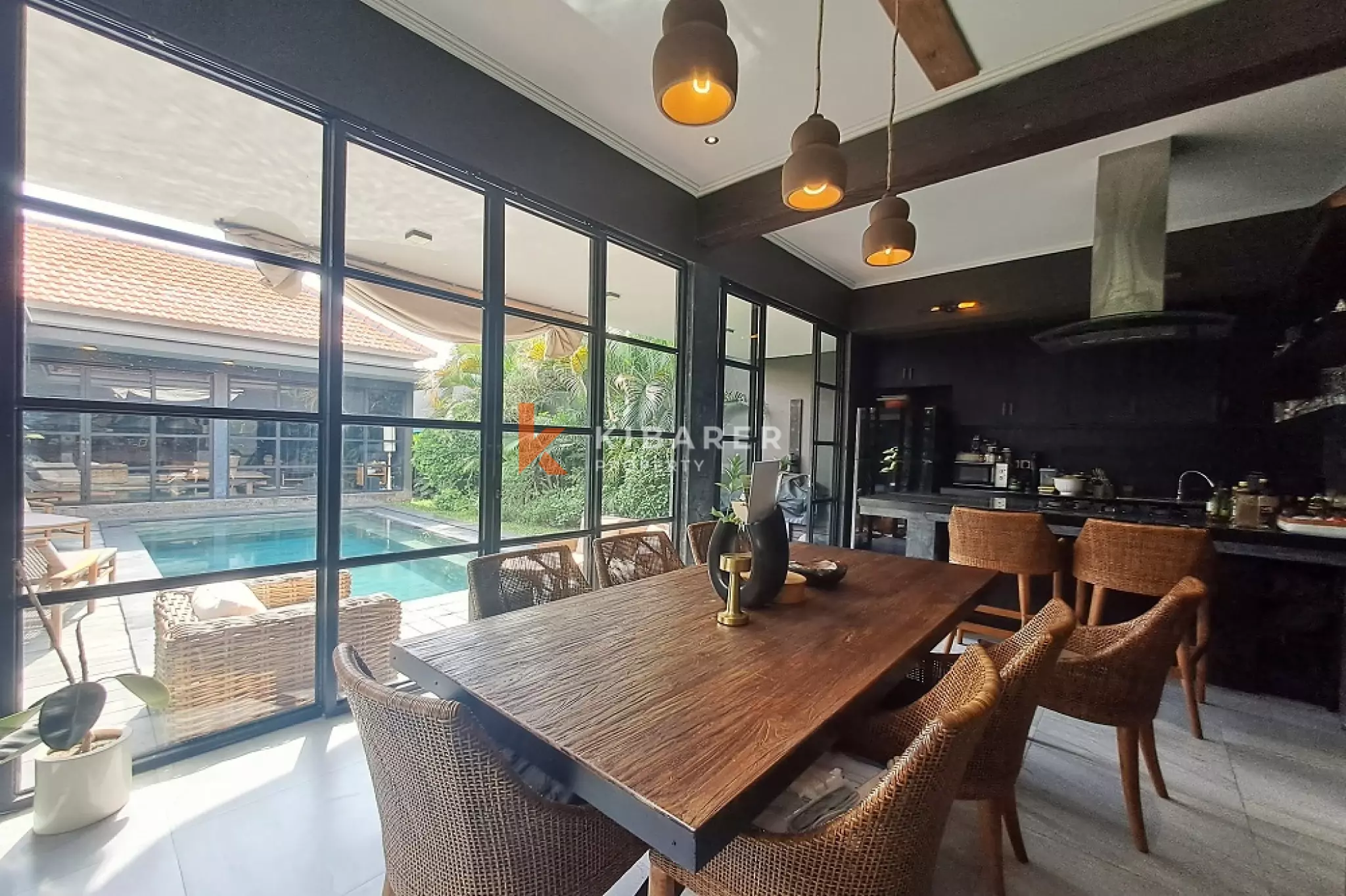 Vie insulaire à deux pas d'Echo Beach - Villa de trois chambres (Disponible le 20 décembre 2025)