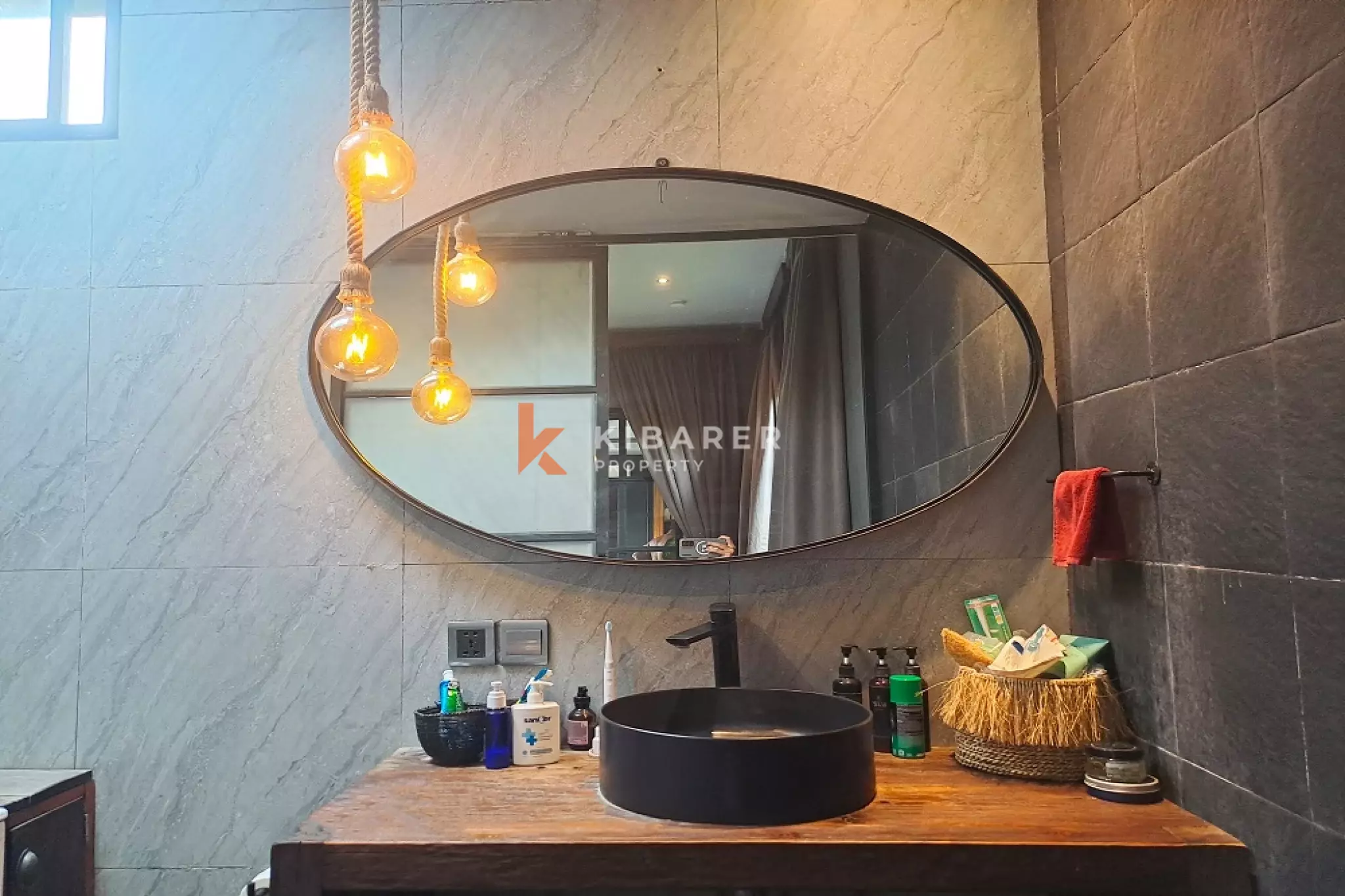 Vie insulaire à deux pas d'Echo Beach - Villa de trois chambres (Disponible le 20 décembre 2025)