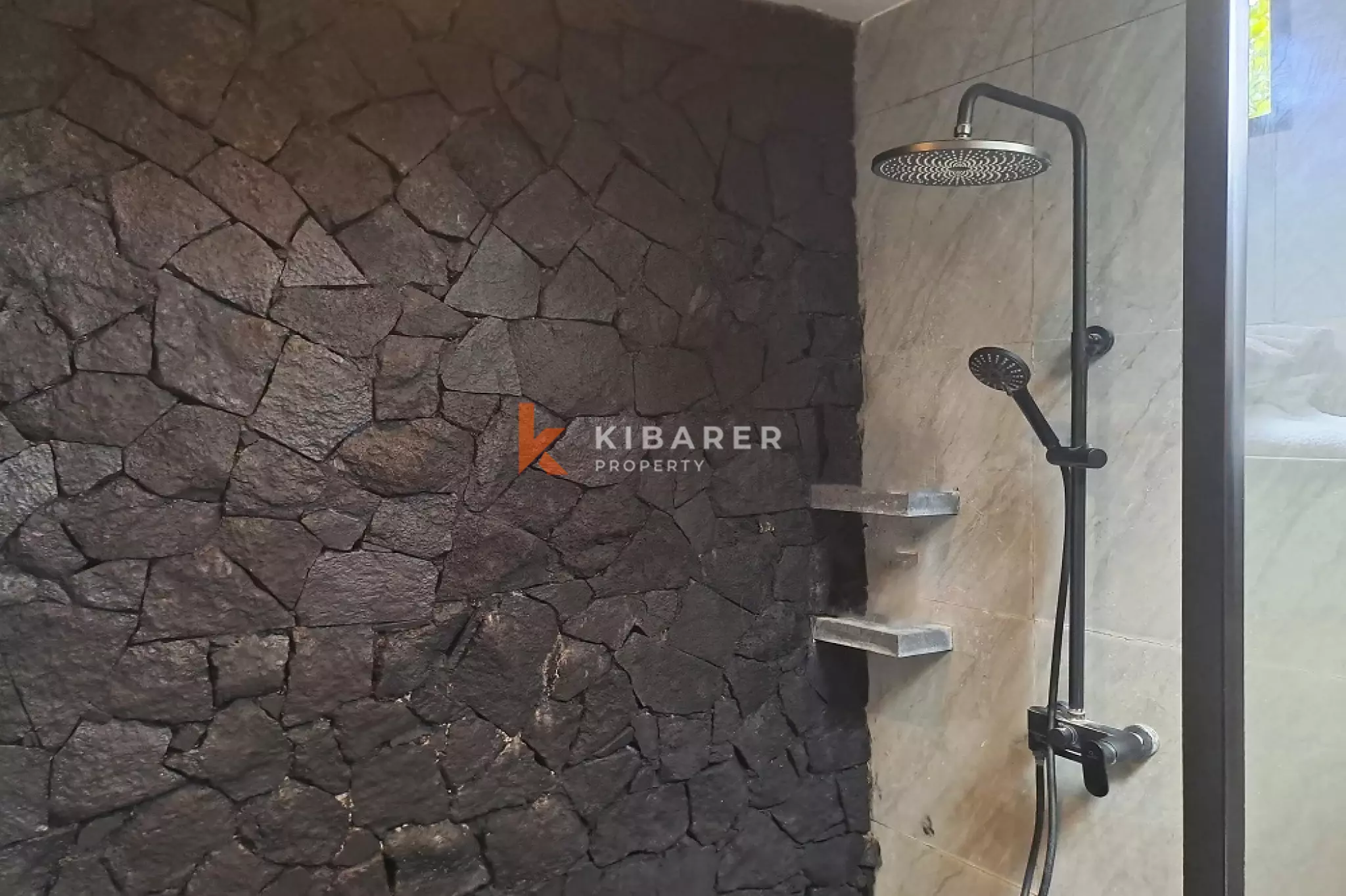 Vie insulaire à deux pas d'Echo Beach - Villa de trois chambres (Disponible le 20 décembre 2025)