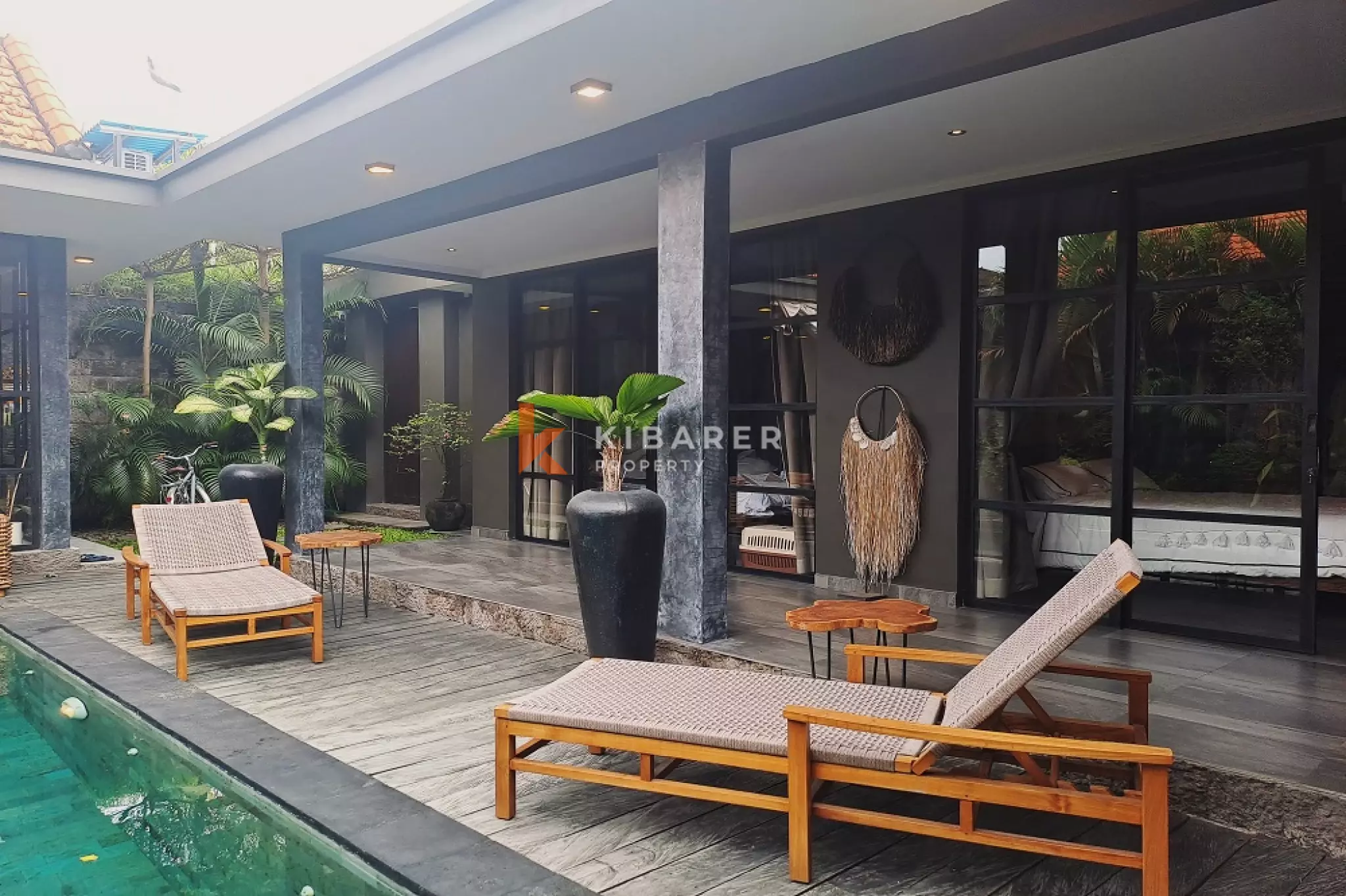 Vie insulaire à deux pas d'Echo Beach - Villa de trois chambres (Disponible le 20 décembre 2025)