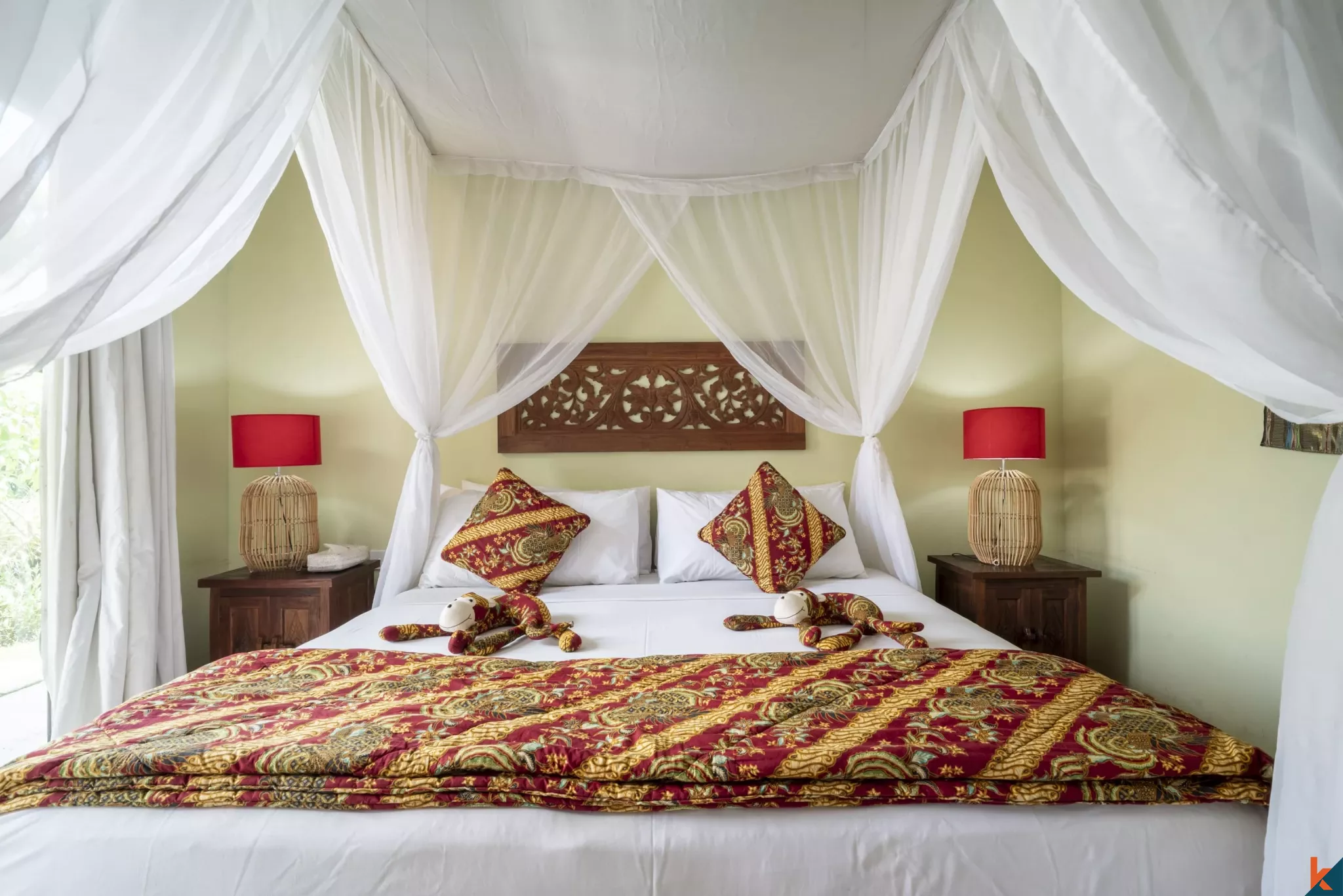 Vila Tropis 3 Kamar Tidur yang Tenang dengan Kolam Renang Pribadi di Pusat Pererenan