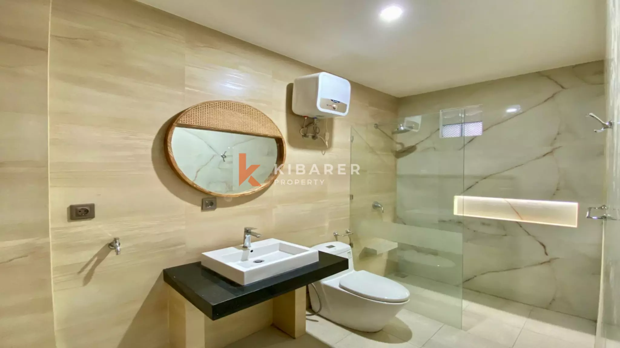 Liburan Modern nan Elegan di Canggu – Vila Dua Kamar Tidur dengan Kolam Renang