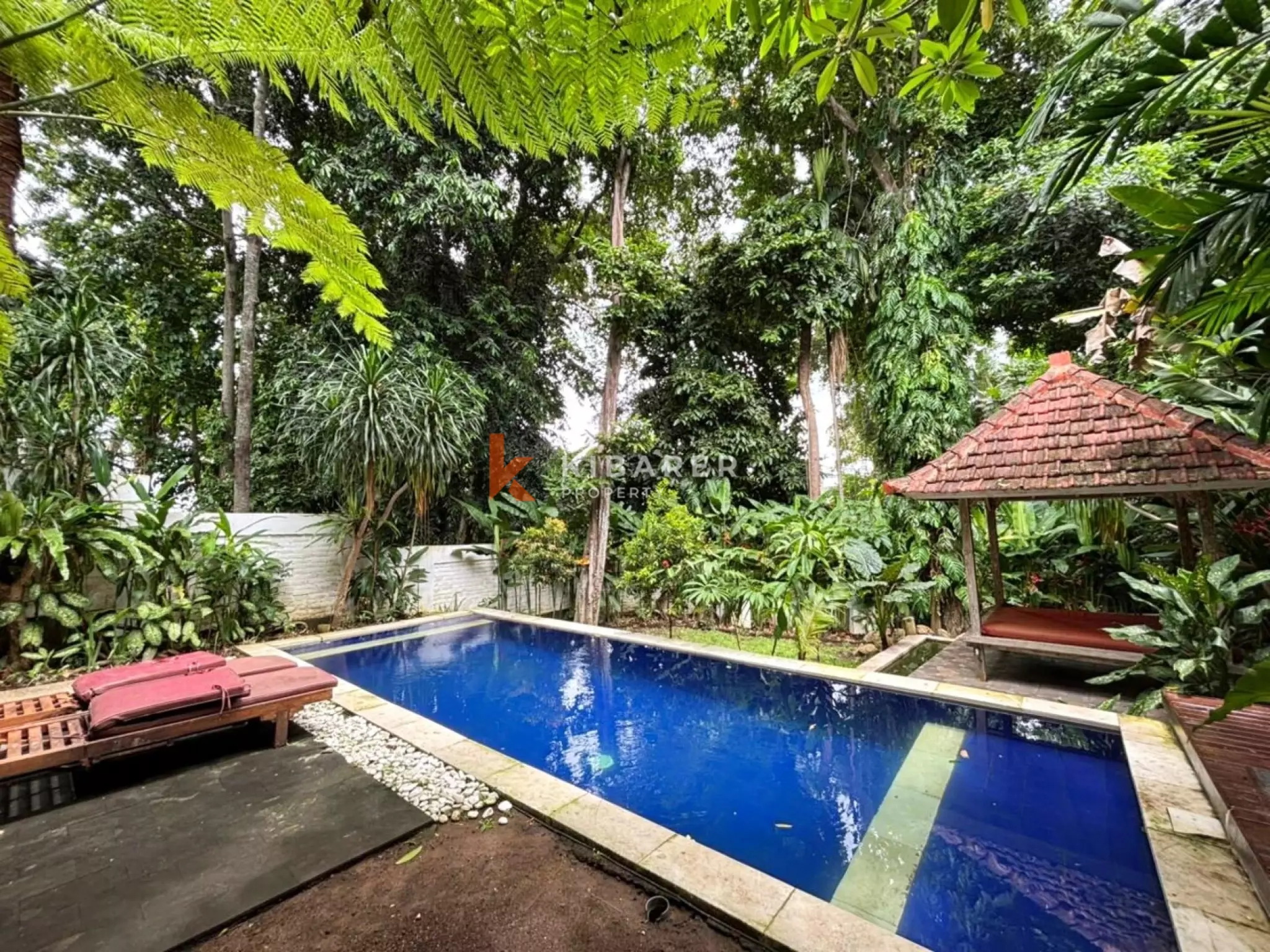 The Wooden Surfhouse - Vila Tiga Kamar Tidur Dekat Pantai Pererenan