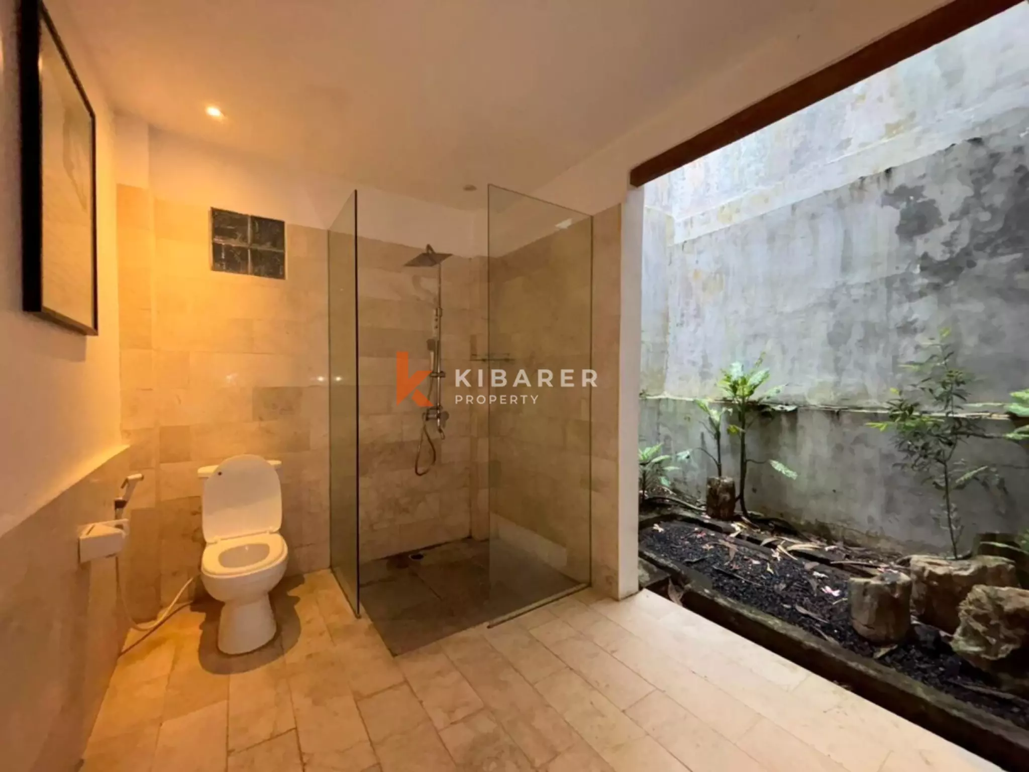 The Wooden Surfhouse - Vila Tiga Kamar Tidur Dekat Pantai Pererenan