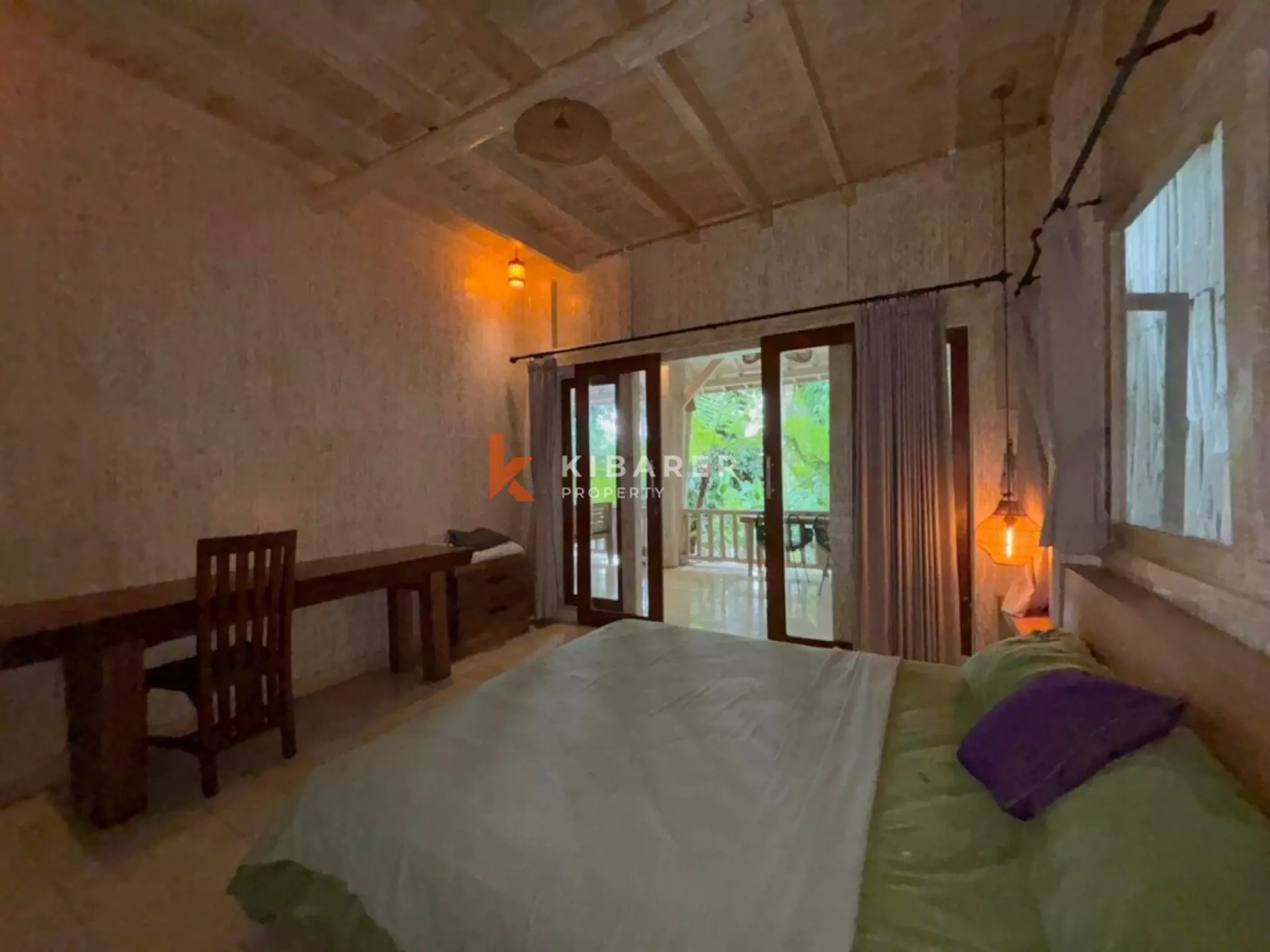 The Wooden Surfhouse - Vila Tiga Kamar Tidur Dekat Pantai Pererenan