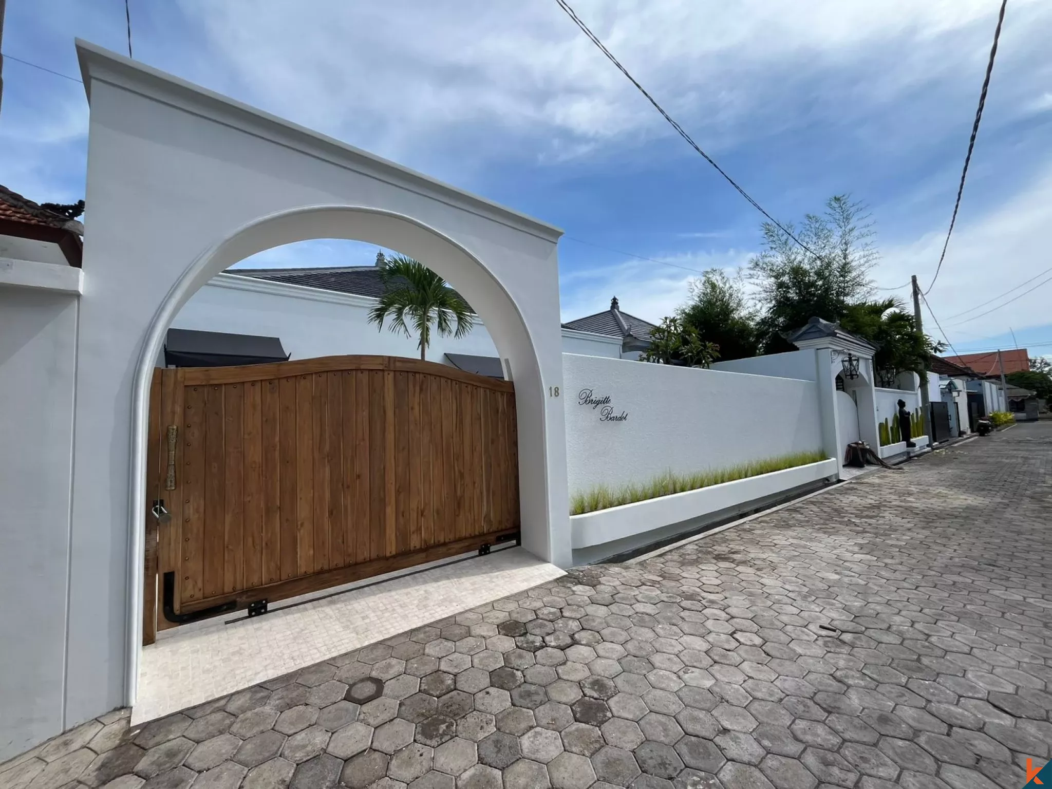 Modern Mediterranean-Style 3-Bedroom Villa with Private Pool in Sanur