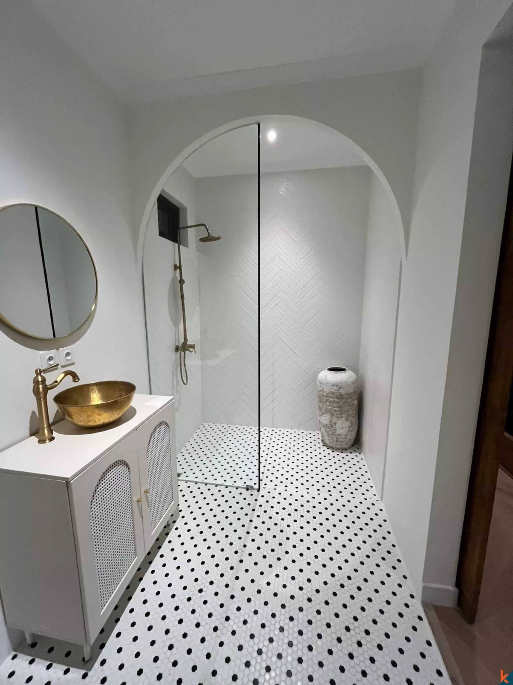 Modern Mediterranean-Style 3-Bedroom Villa with Private Pool in Sanur