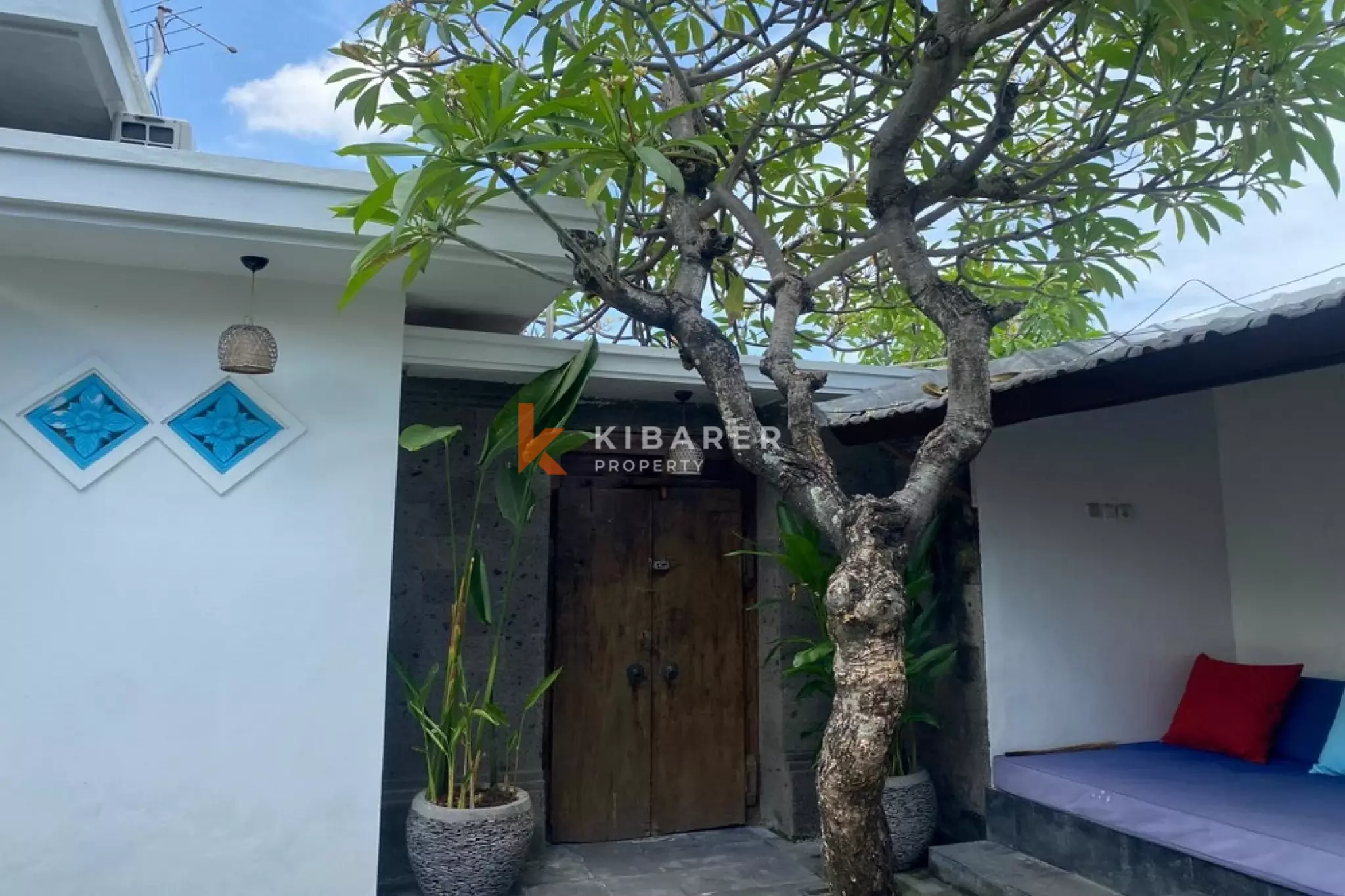 Vila Satu Kamar Tidur Bali yang Tersembunyi di Seminyak (Minimal Sewa 10 Tahun)