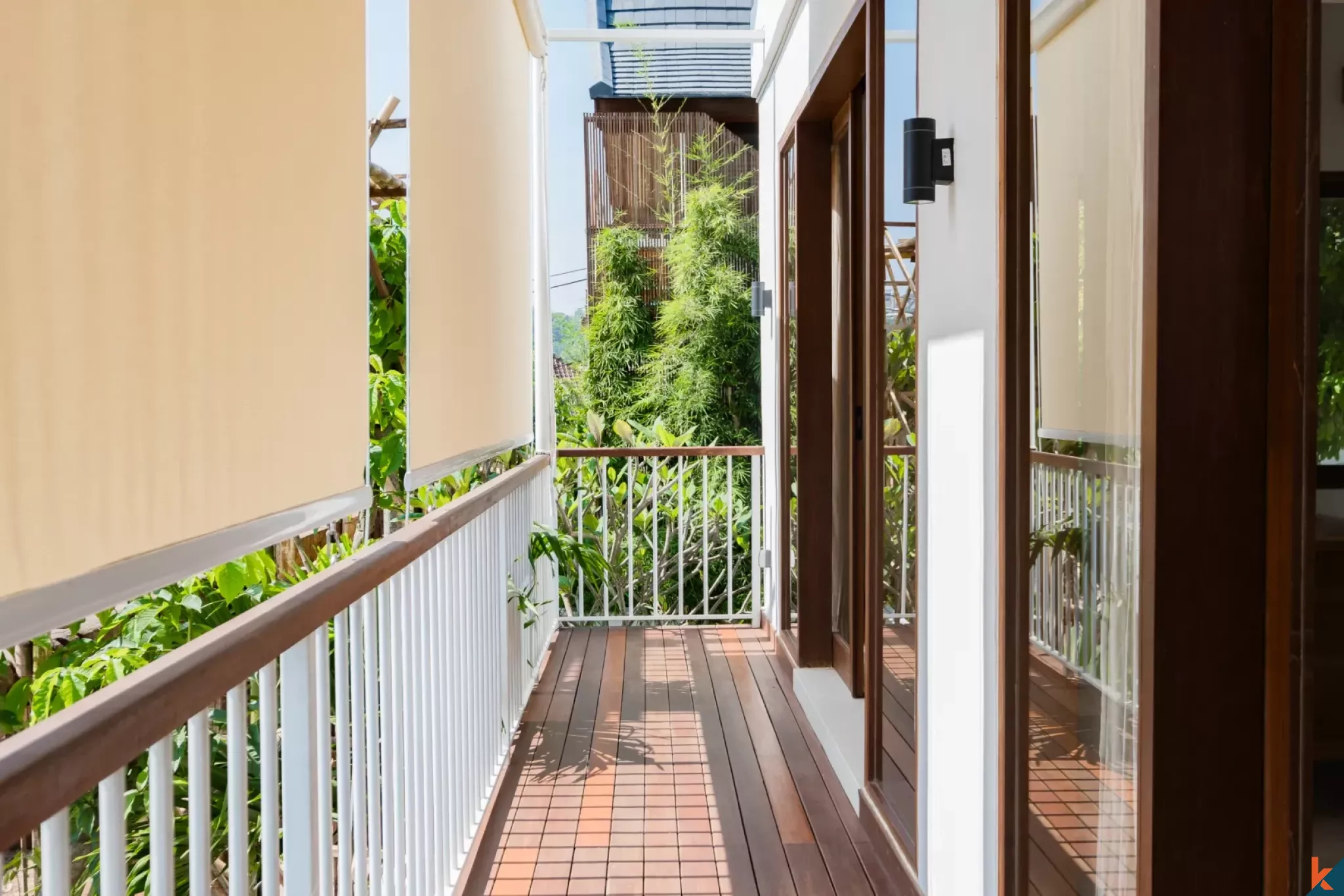 Élégantes villas tropicales de trois chambres à Bingin avec une vue imprenable sur l'océan et les collines