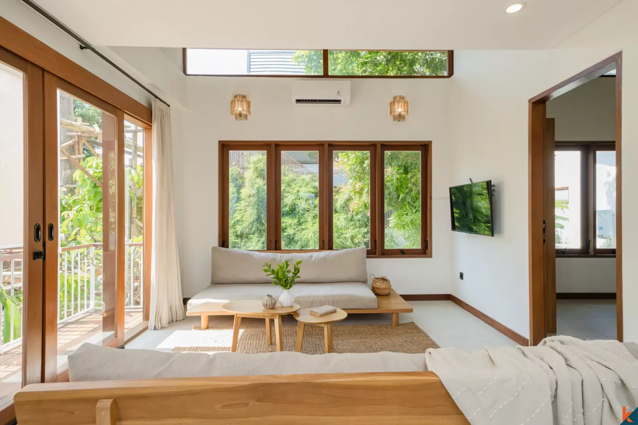 Élégantes villas tropicales de trois chambres à Bingin avec une vue imprenable sur l'océan et les collines