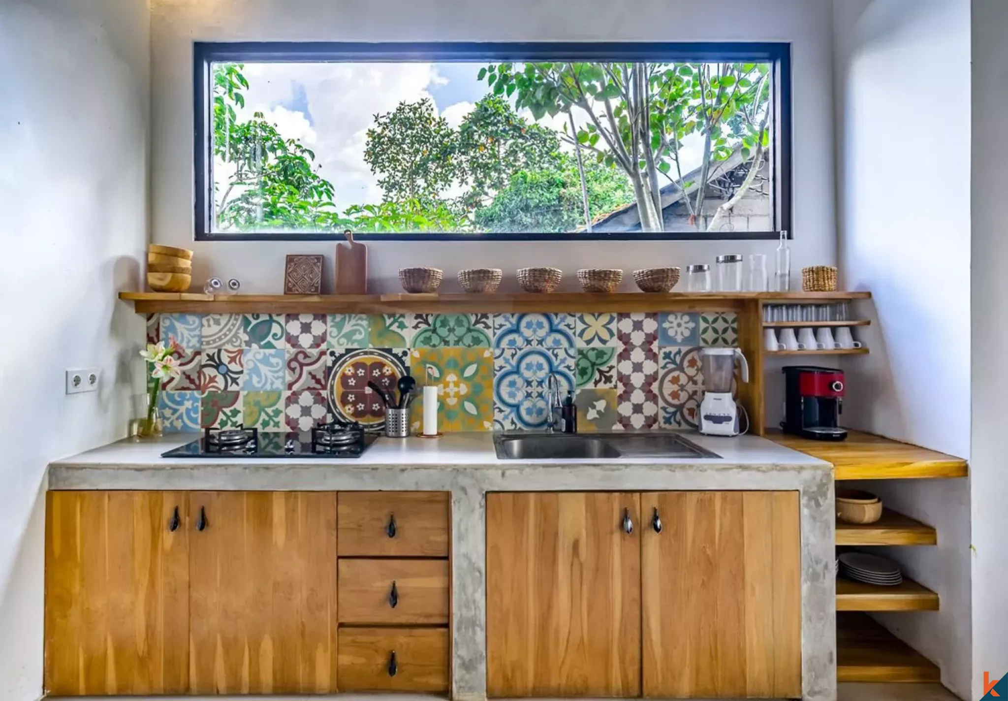 Tranquil Three Bedroom Villa with Stunning Jungle Views for Lease in Tumbak Bayuh