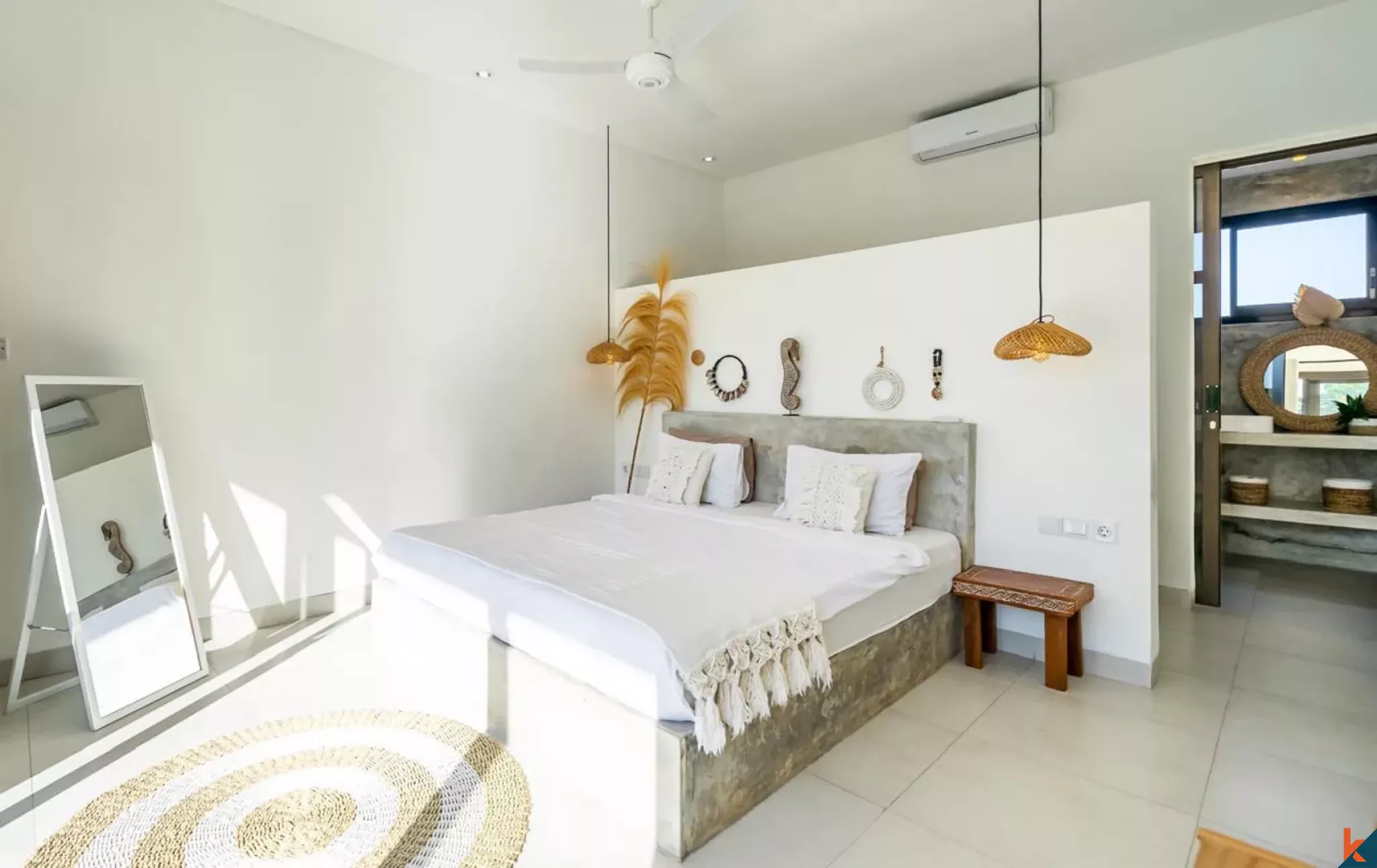 Tranquil Three Bedroom Villa with Stunning Jungle Views for Lease in Tumbak Bayuh