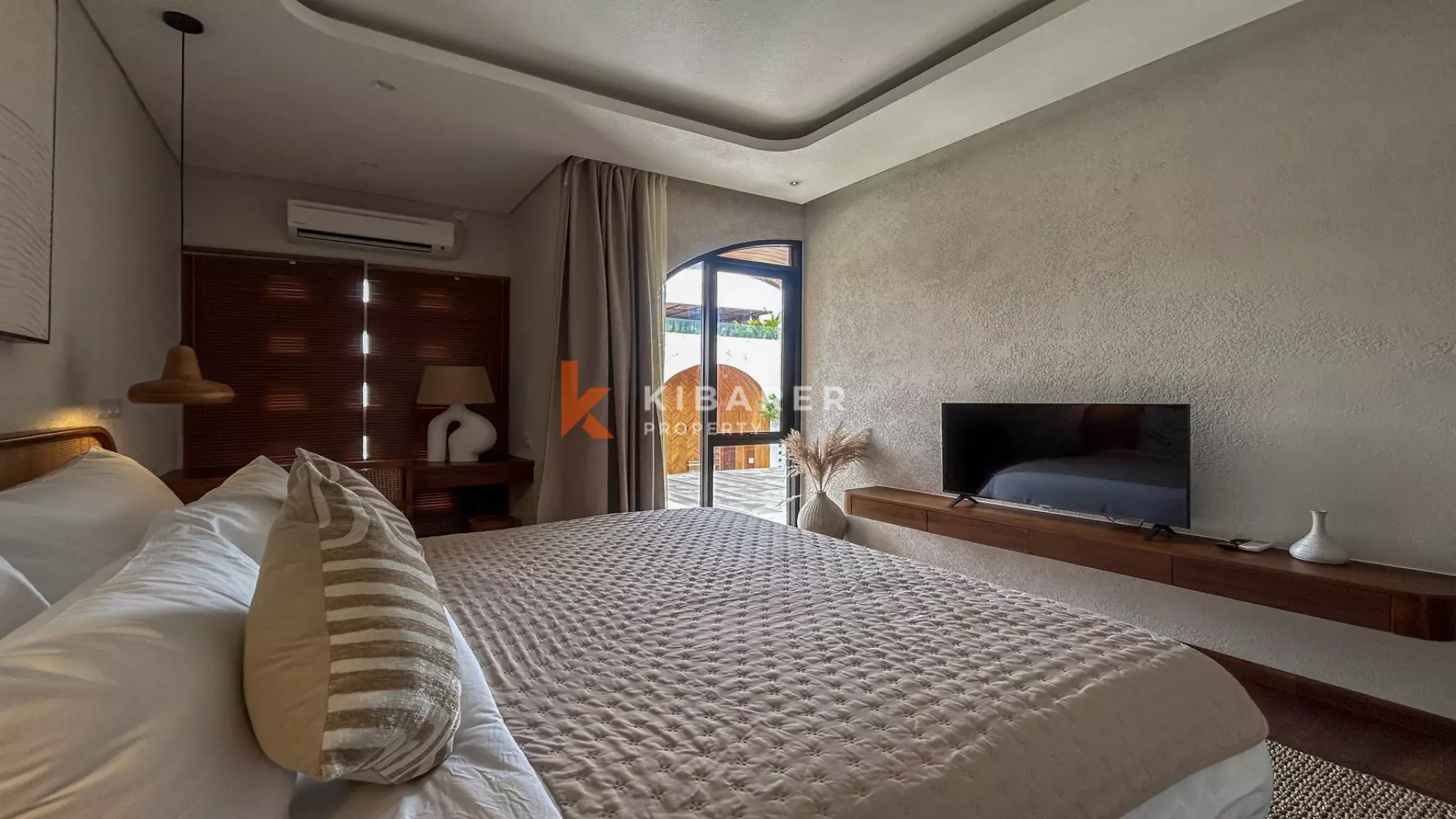 Luxury Chic Two-Bedroom Enclosed Living Villa in Canggu