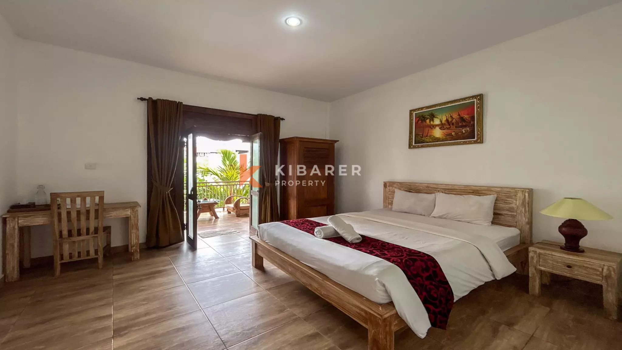 Charmante maison d'hôtes de cinq chambres avec piscine et espace de vie ouvert au cœur de Berawa