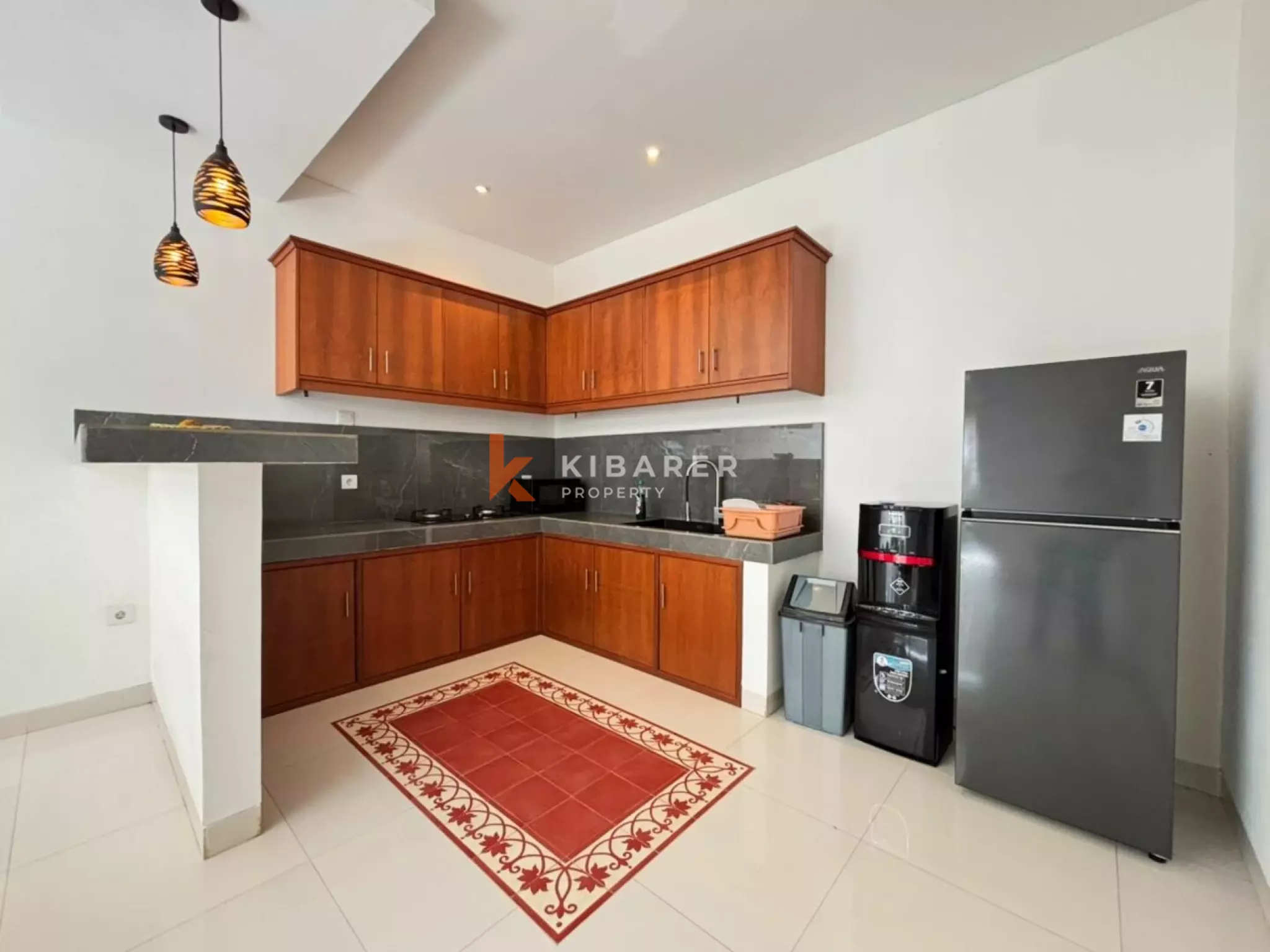 Vila Dua Kamar Tidur Berkonsep Terbuka yang Sejuk Menghadap Kolam Renang – Cemagi