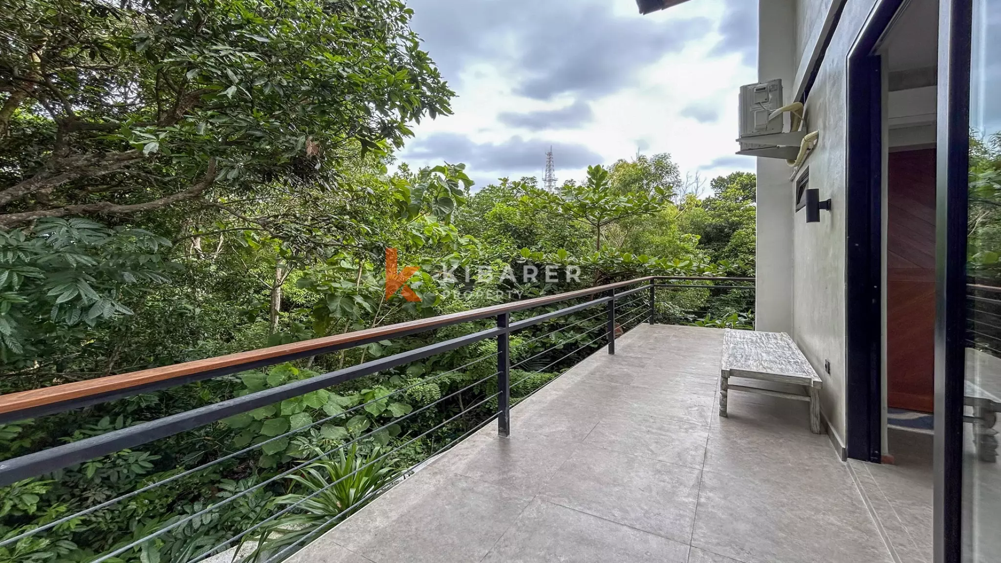 Pemandangan Laut yang Menyenangkan – Vila Dua Kamar Tidur Menawan dengan Kolam Renang di Uluwatu