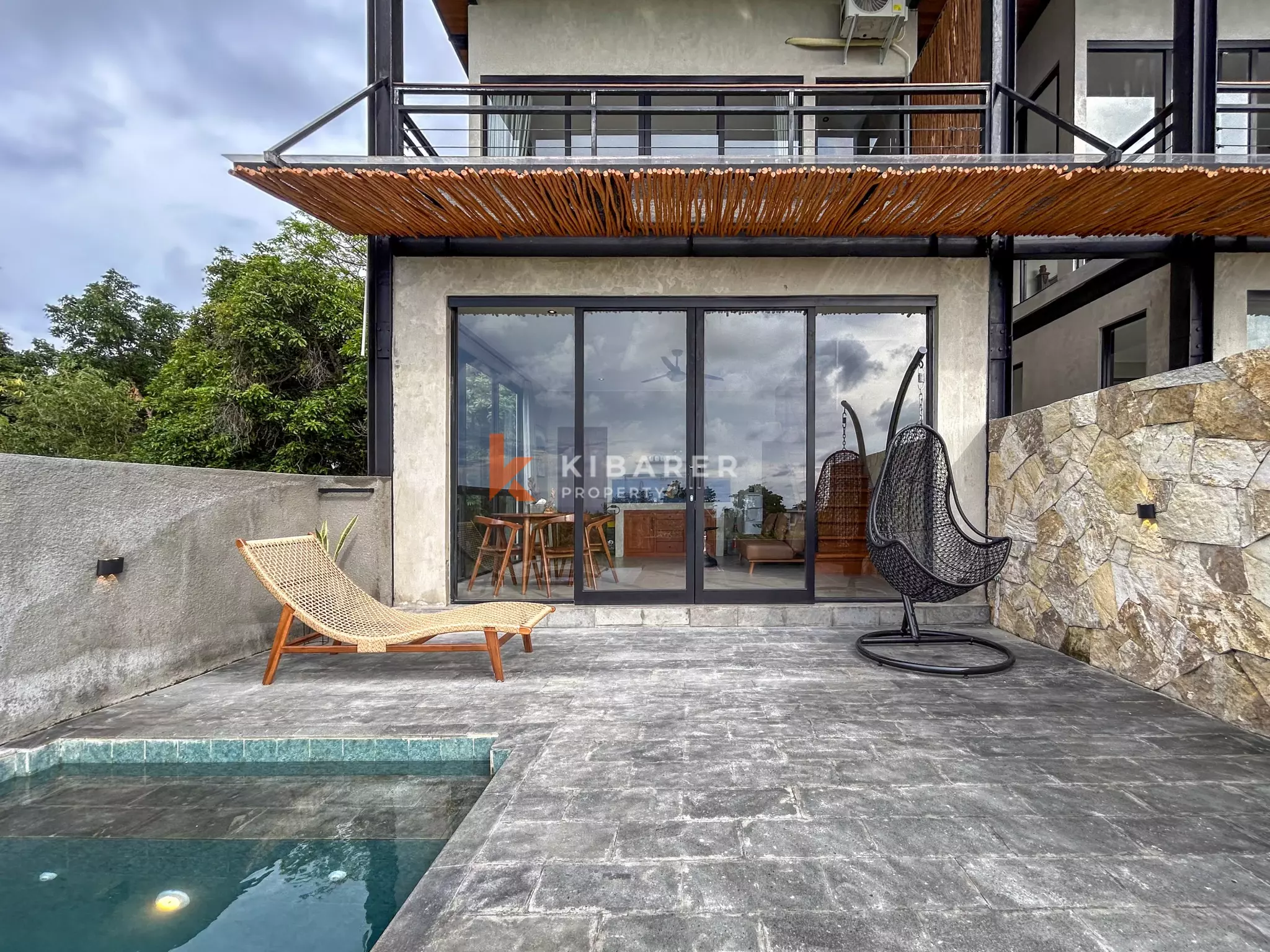 Pemandangan Laut yang Menyenangkan – Vila Dua Kamar Tidur Menawan dengan Kolam Renang di Uluwatu