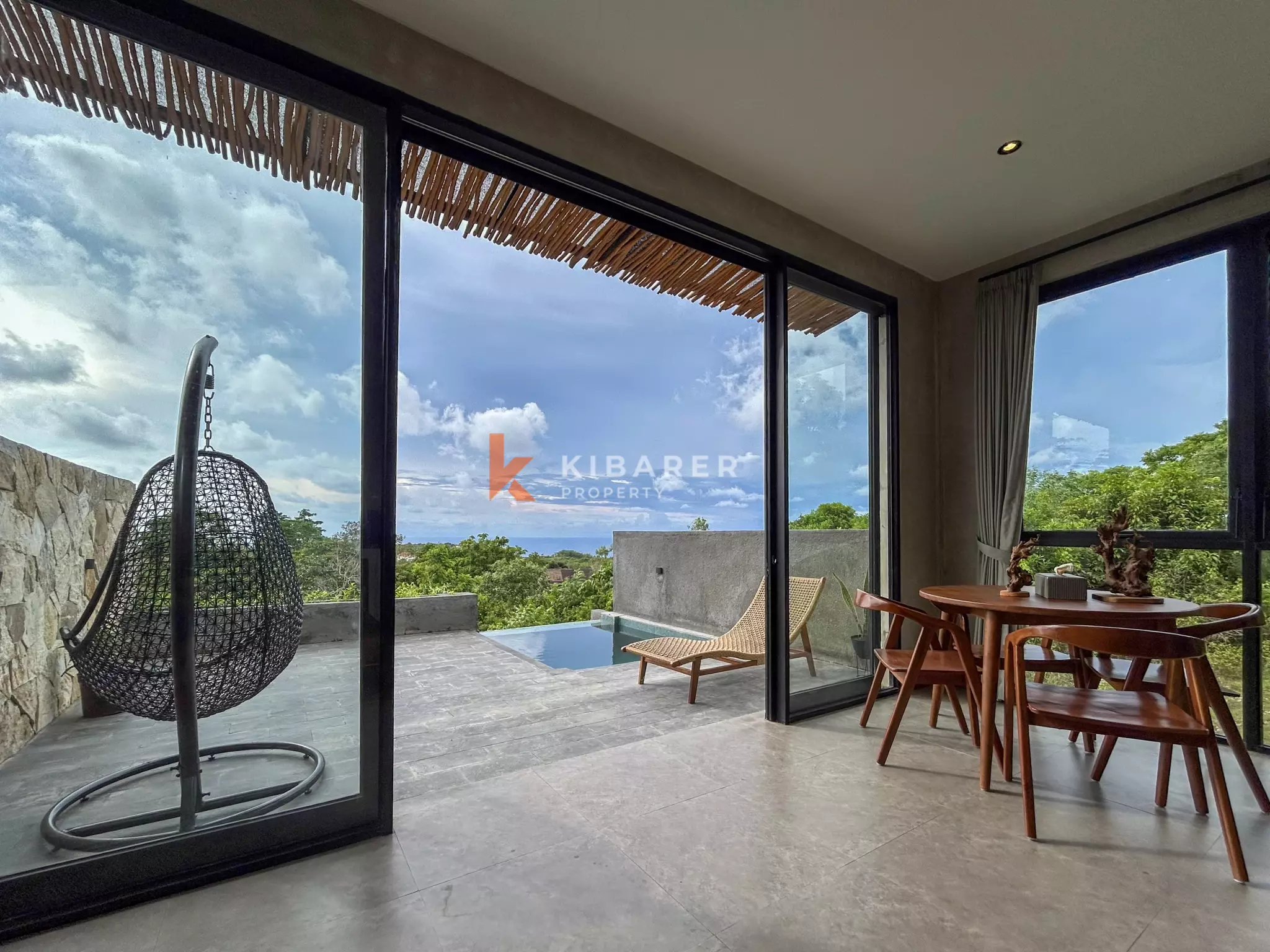 Pemandangan Laut yang Menyenangkan – Vila Dua Kamar Tidur Menawan dengan Kolam Renang di Uluwatu