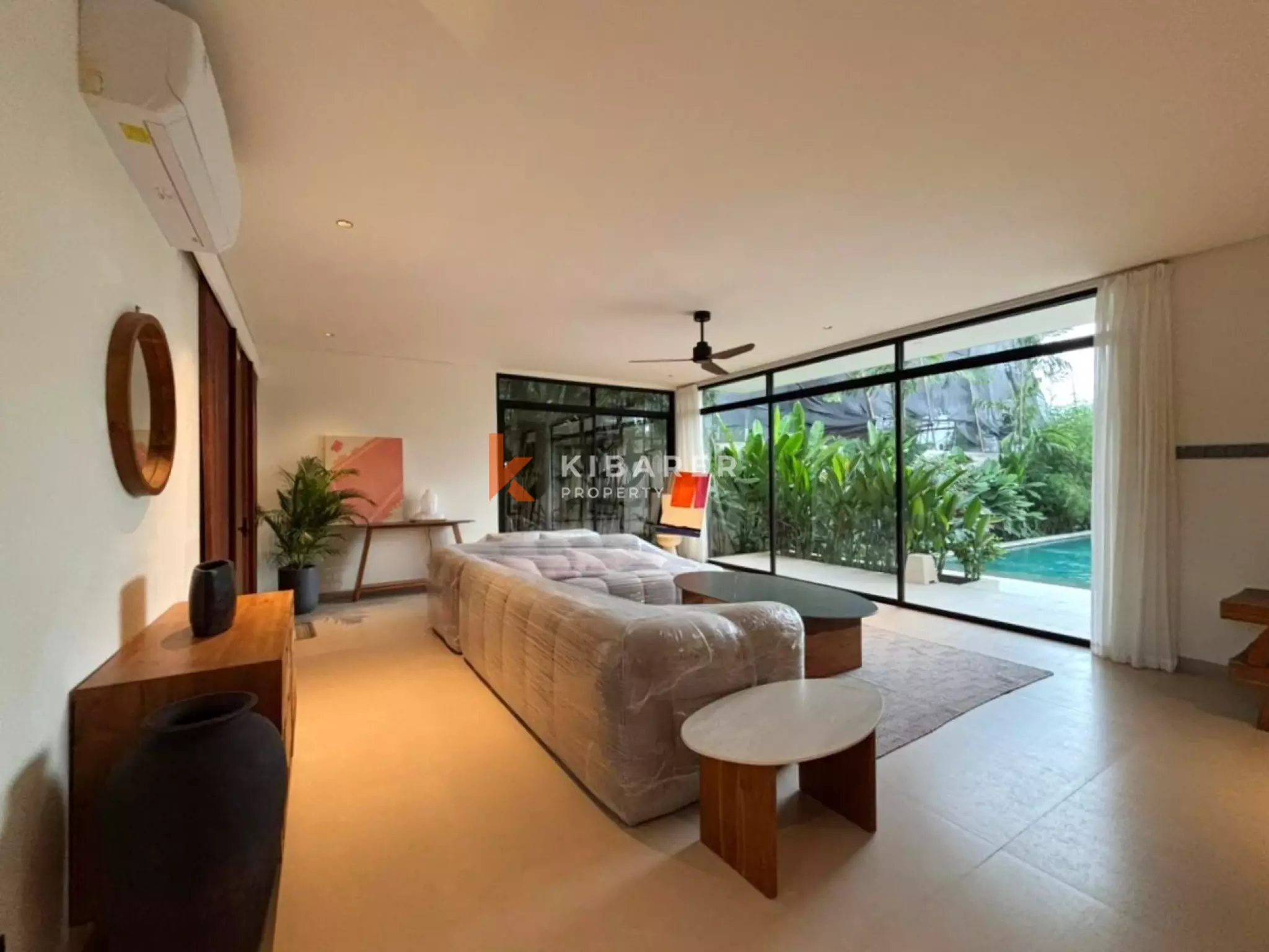 Modern Three Bedroom Oasis Villa the Heart of Umalas