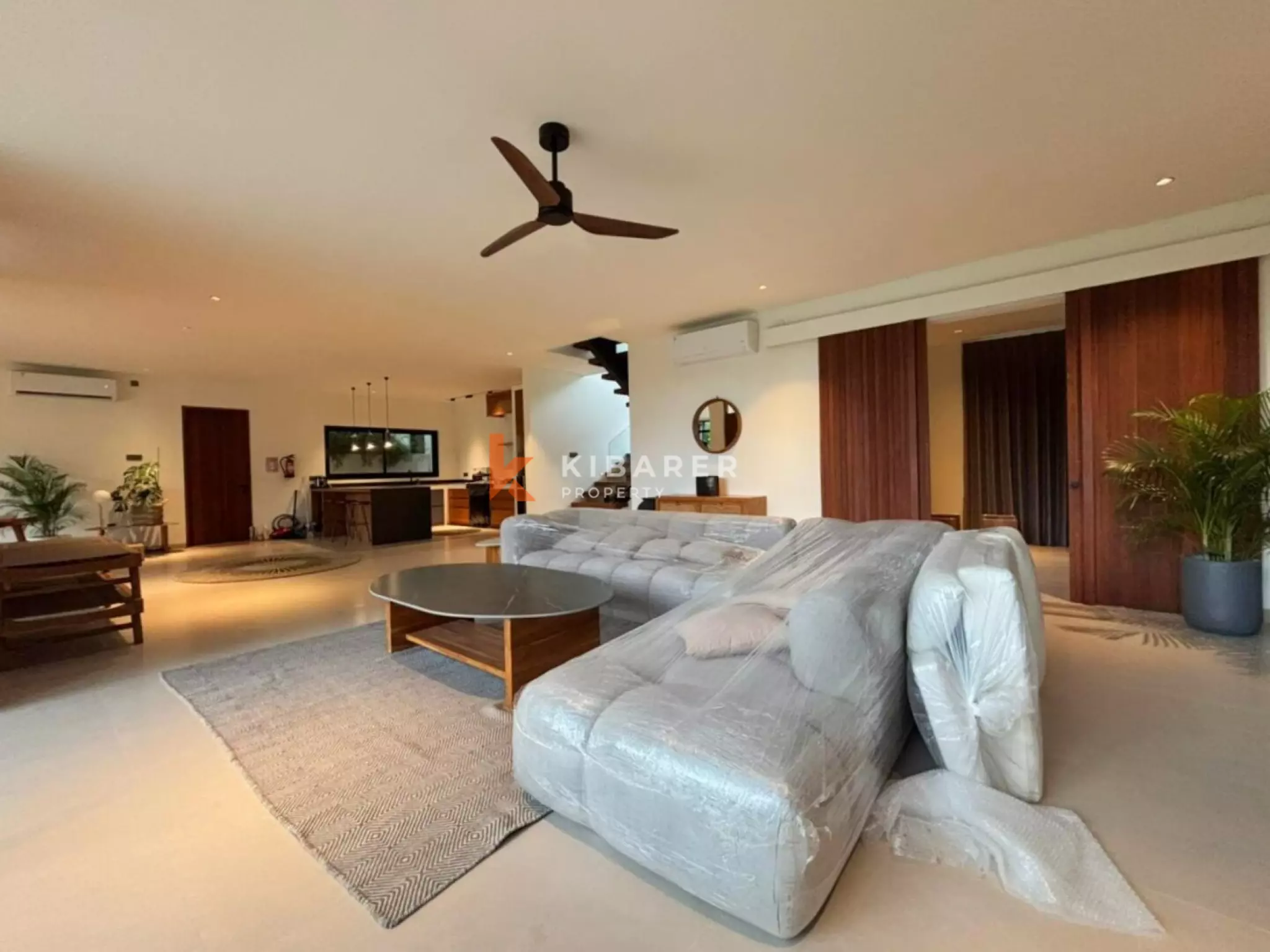 Modern Three Bedroom Oasis Villa the Heart of Umalas