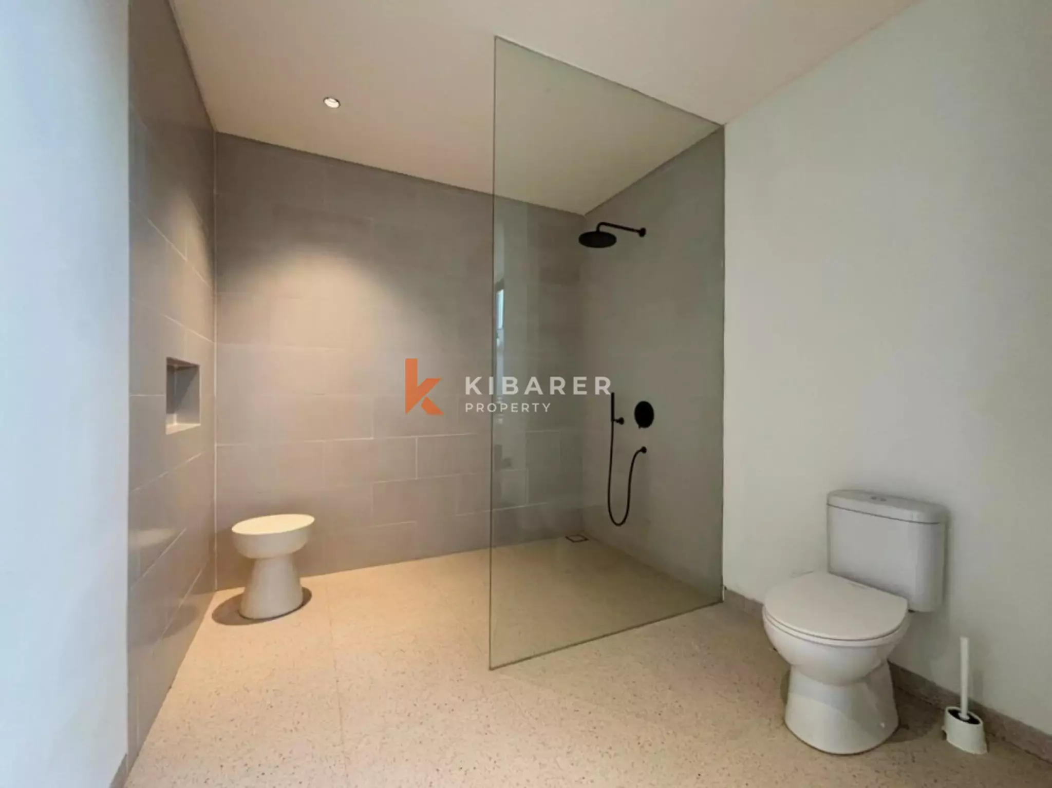 Modern Three Bedroom Oasis Villa the Heart of Umalas