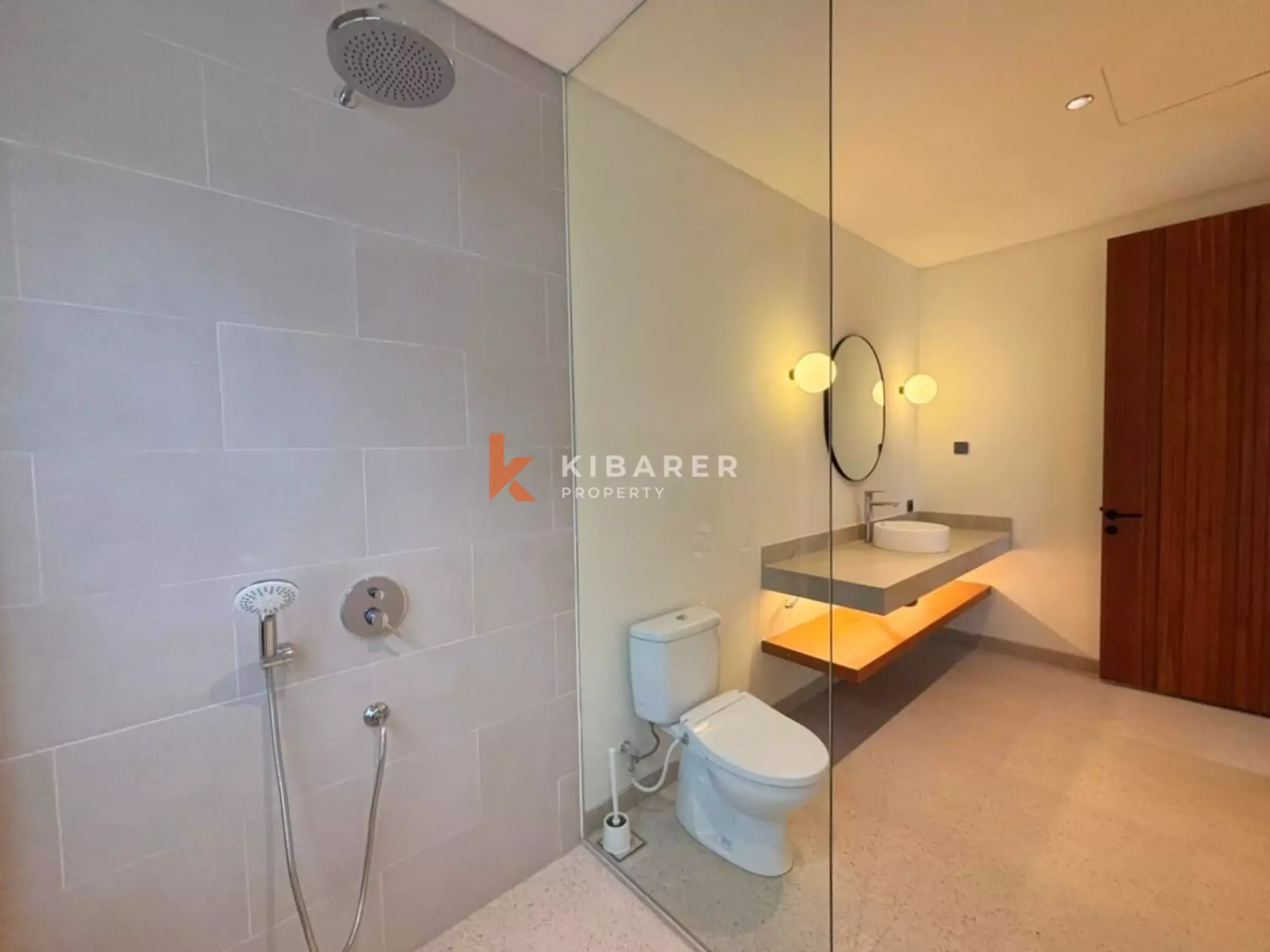 Modern Three Bedroom Oasis Villa the Heart of Umalas