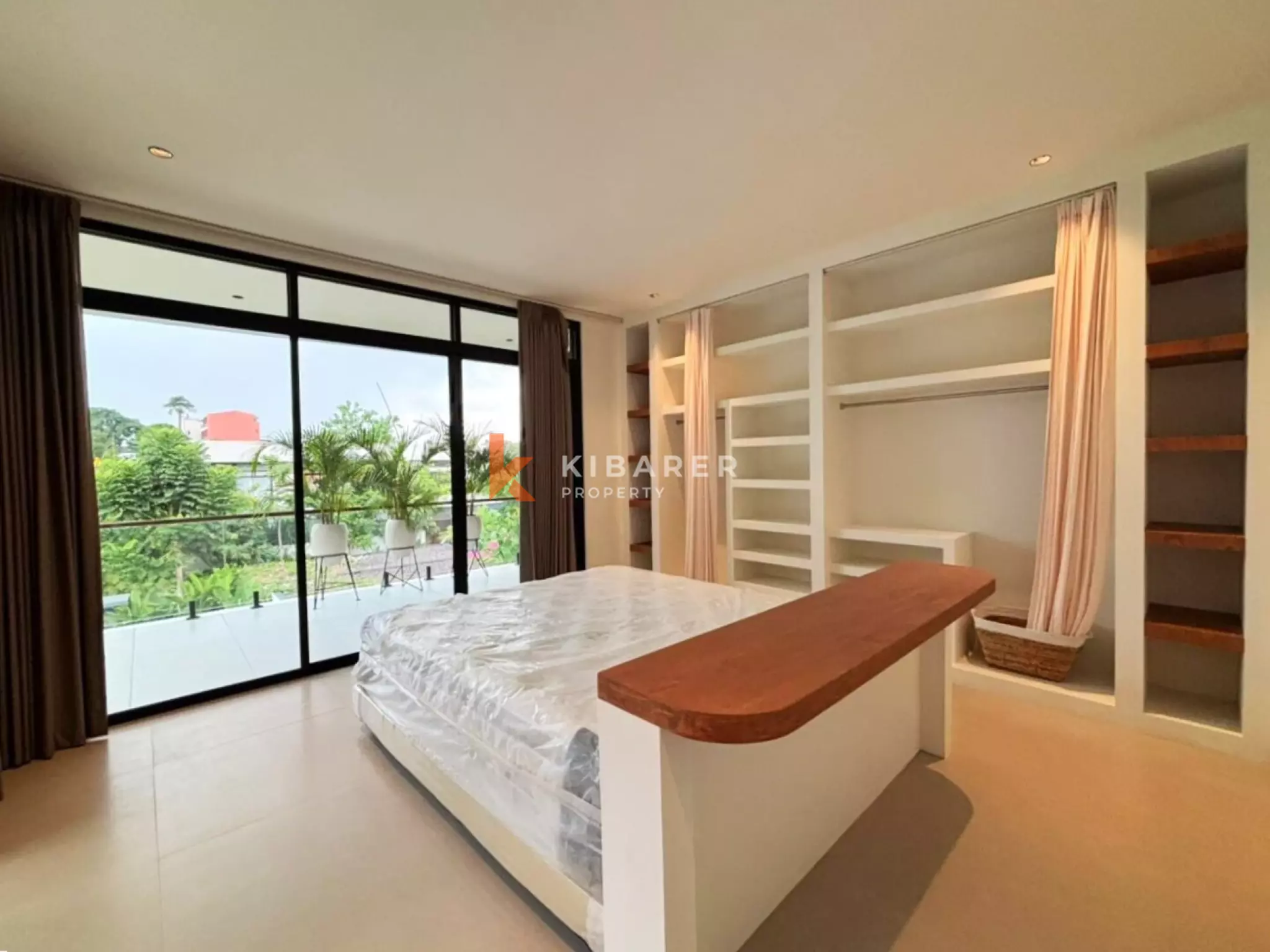 Modern Three Bedroom Oasis Villa the Heart of Umalas
