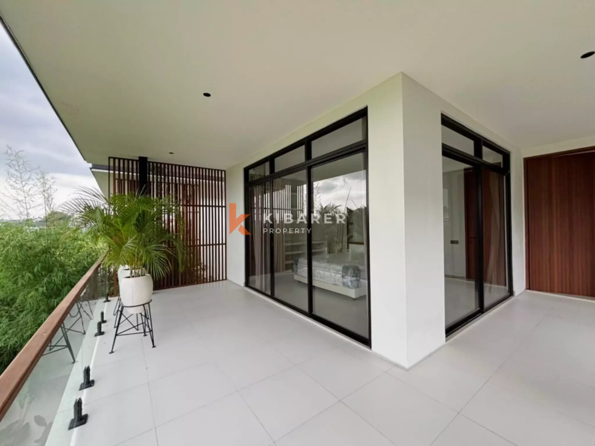 Modern Three Bedroom Oasis Villa the Heart of Umalas