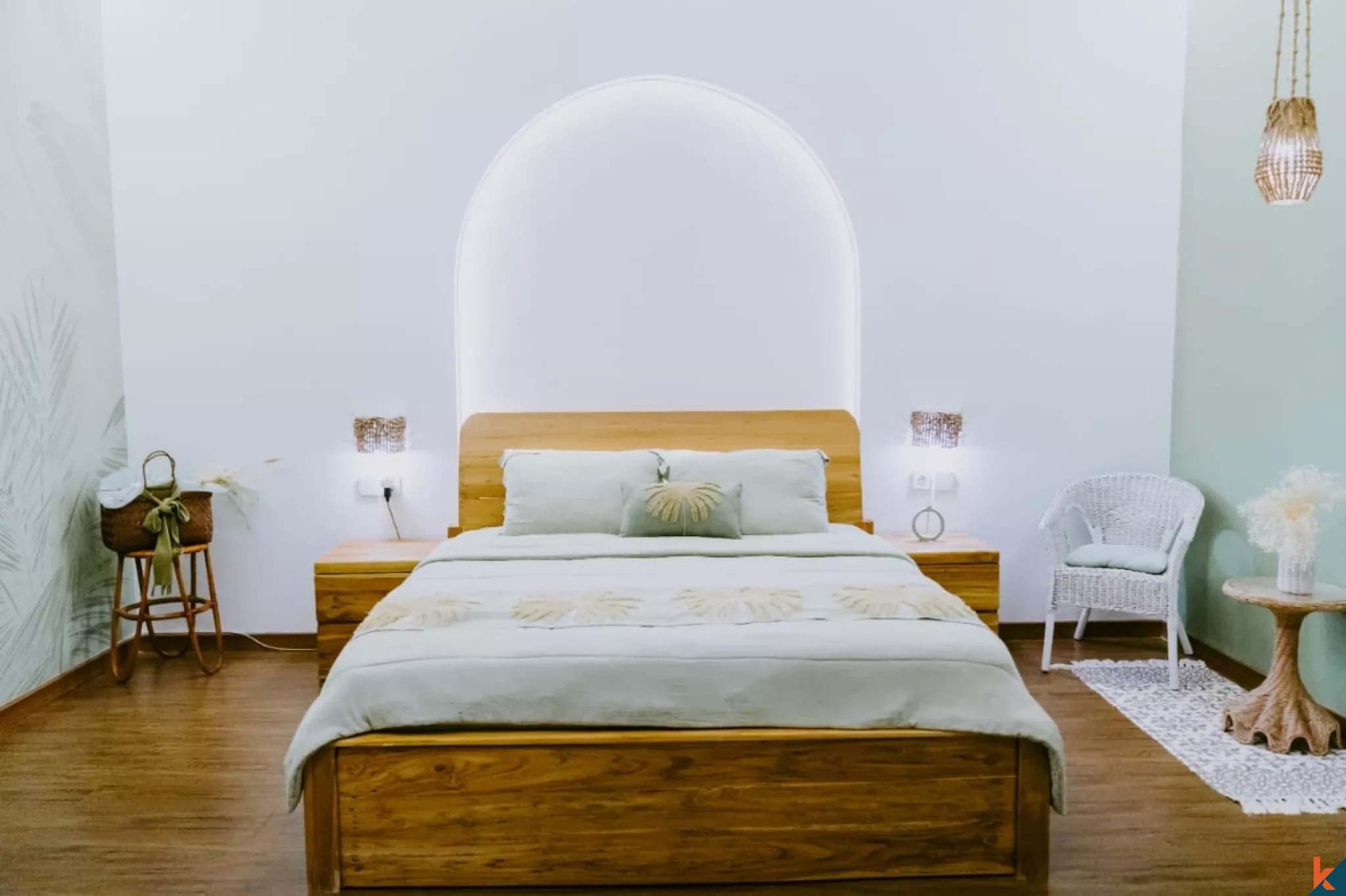 Vila Modern 2 Kamar Tidur dengan Kolam Renang Pribadi di Pusat Kerobokan