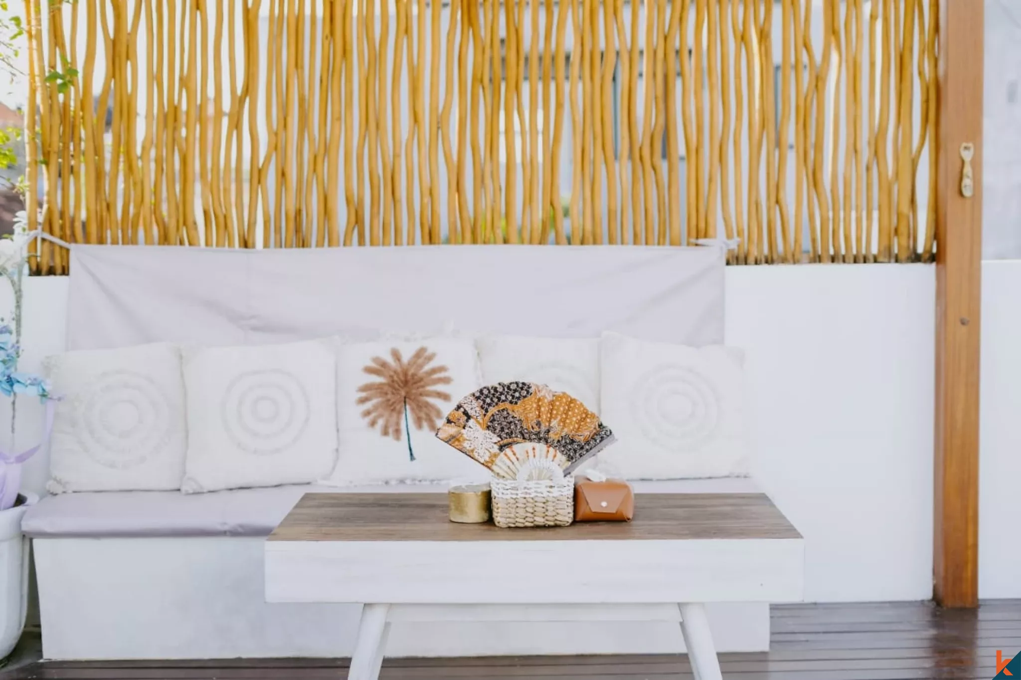 Vila Modern 2 Kamar Tidur dengan Kolam Renang Pribadi di Pusat Kerobokan