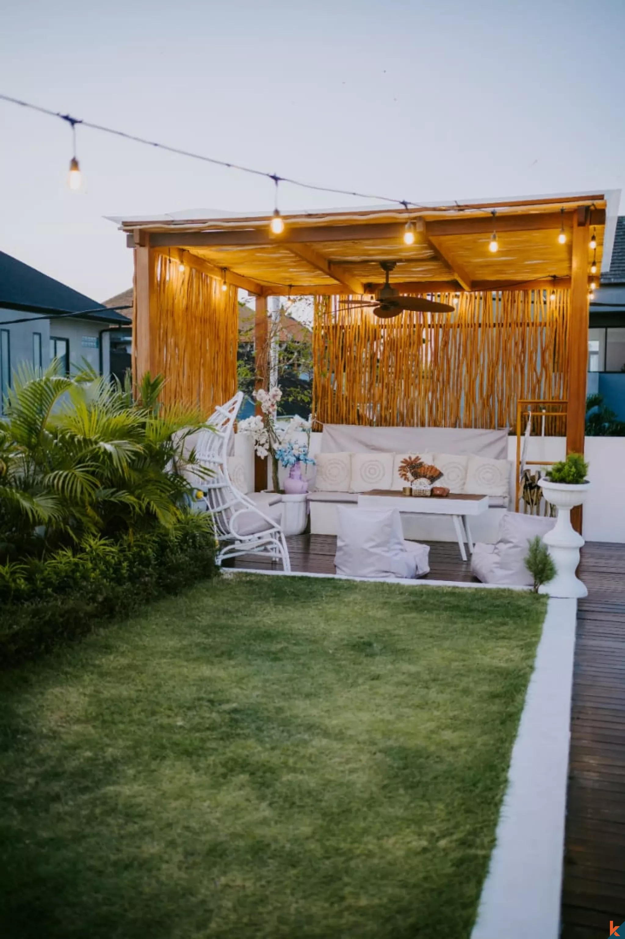 Vila Modern 2 Kamar Tidur dengan Kolam Renang Pribadi di Pusat Kerobokan