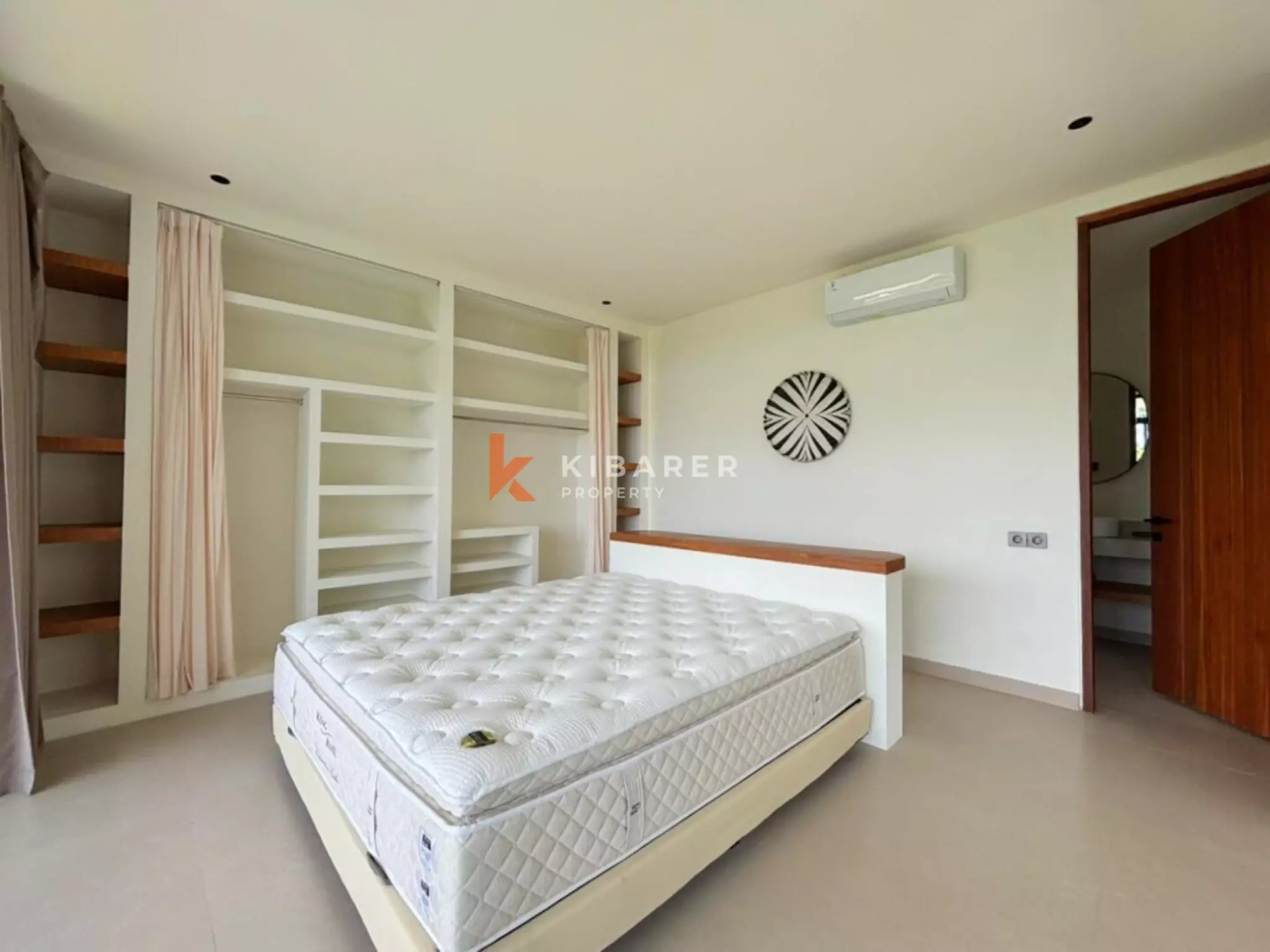 Vila Oasis Tiga Kamar Tidur Modern di Jantung Umalas