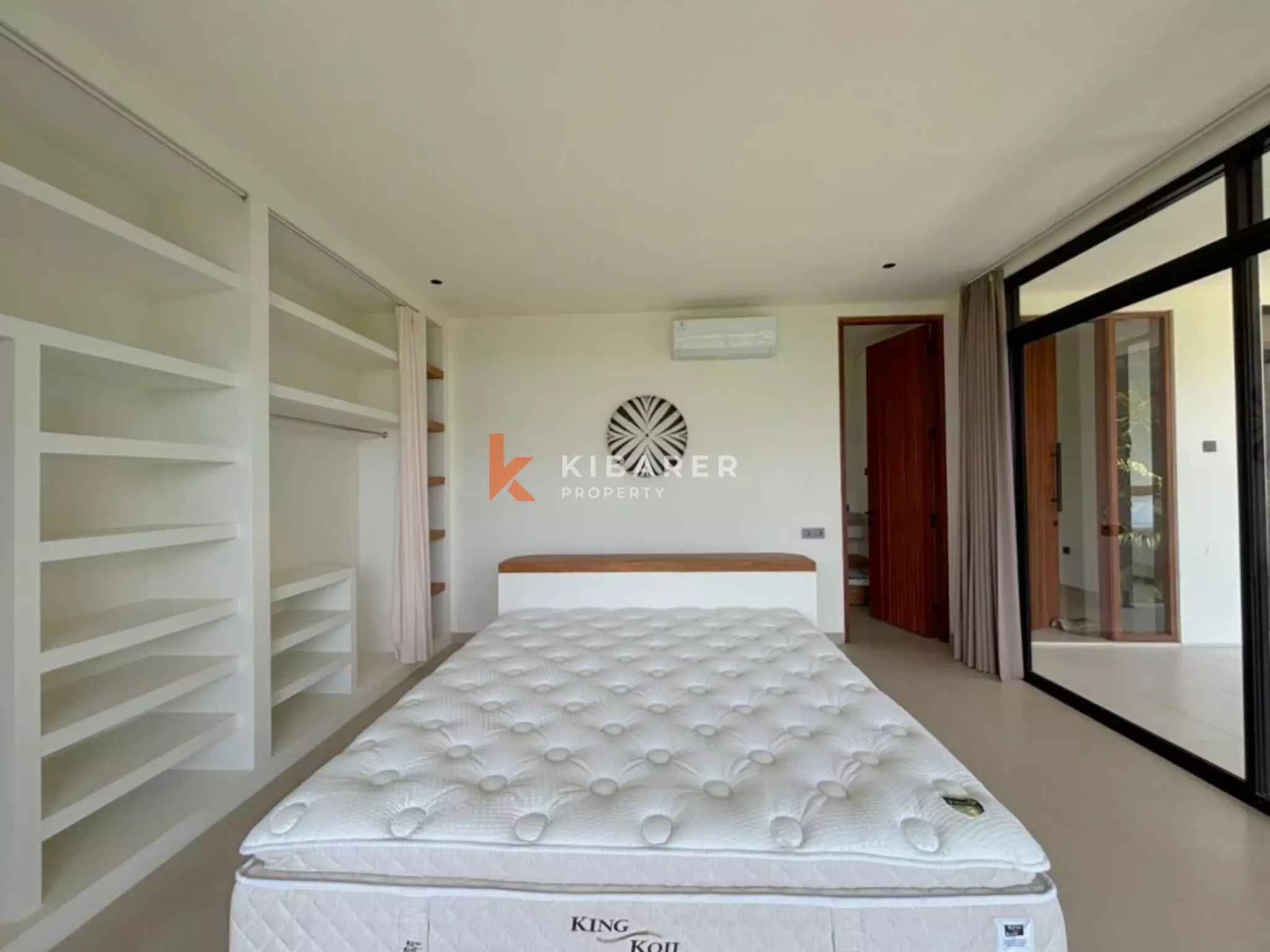 Vila Oasis Tiga Kamar Tidur Modern di Jantung Umalas