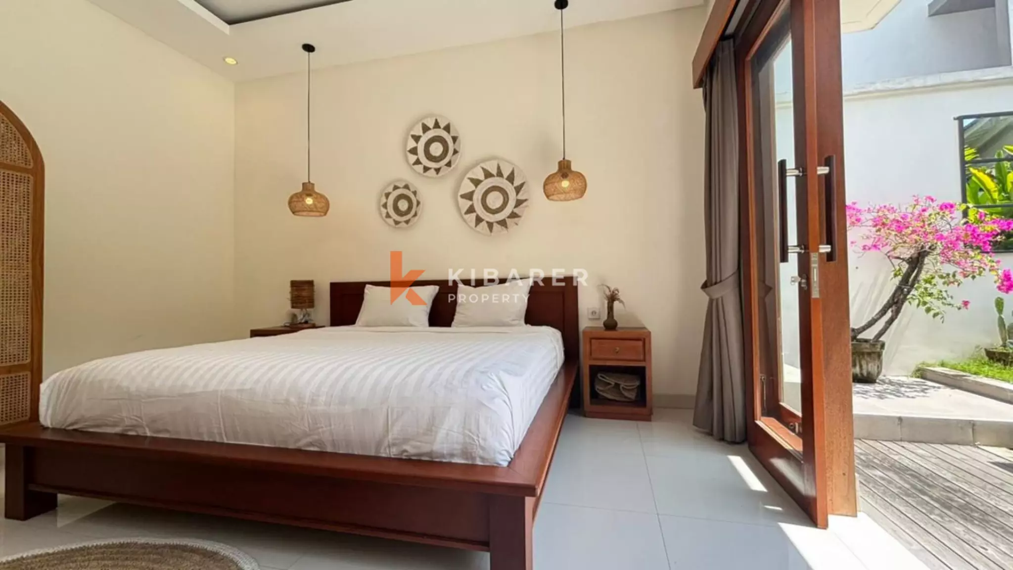 Charmante villa de deux chambres avec piscine et séjour fermé à Buduk