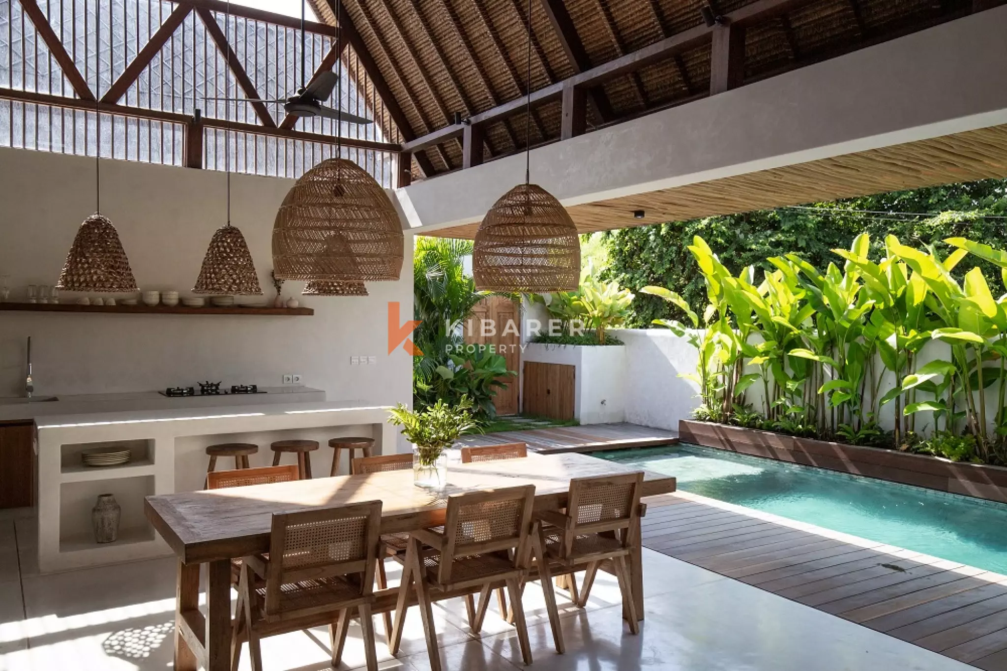 Villa de trois chambres avec salon ouvert à Bright Island, près de la plage de Batu Bolong