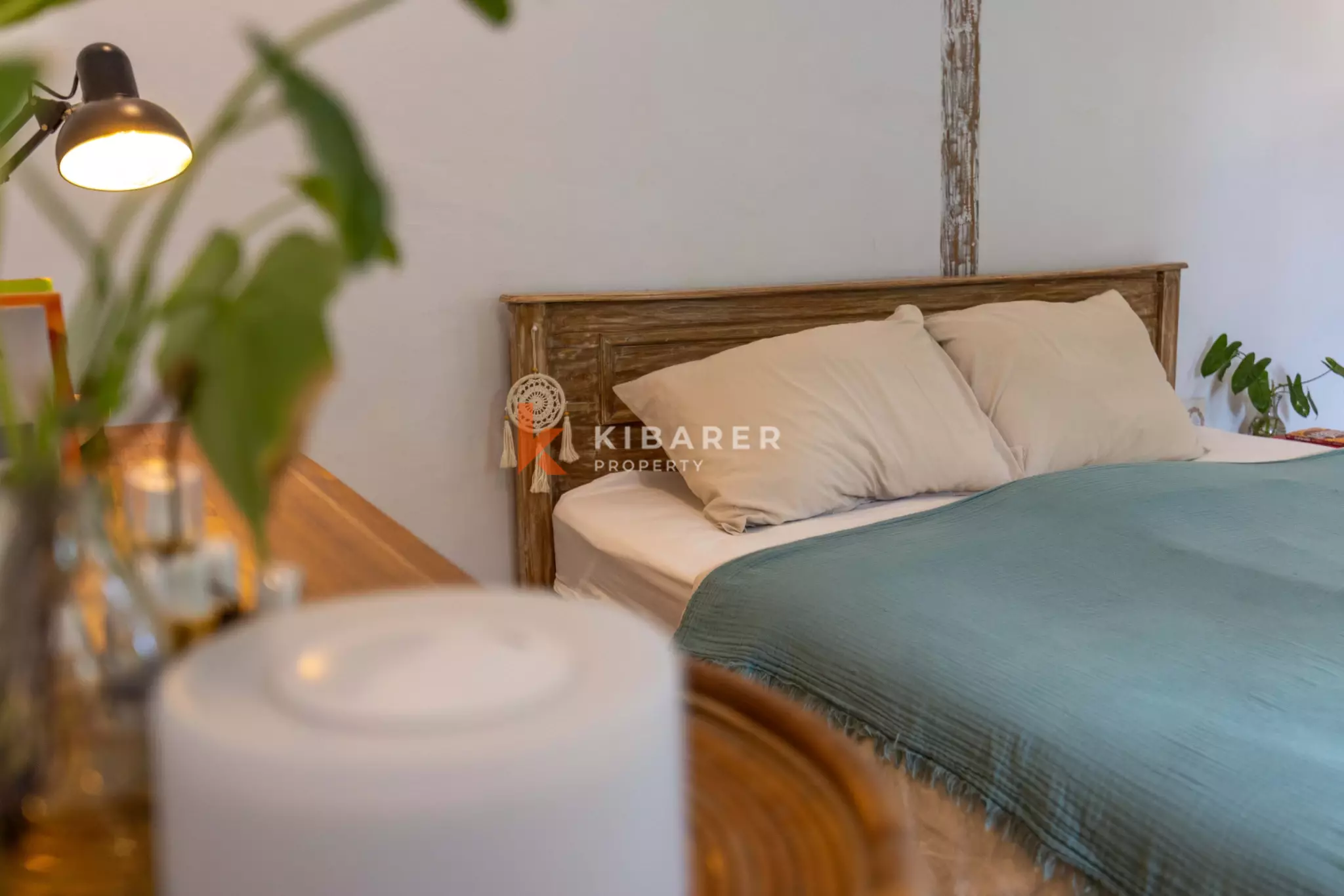 Authentique villa balinaise de deux chambres avec piscine et espace de vie ouvert à Seseh