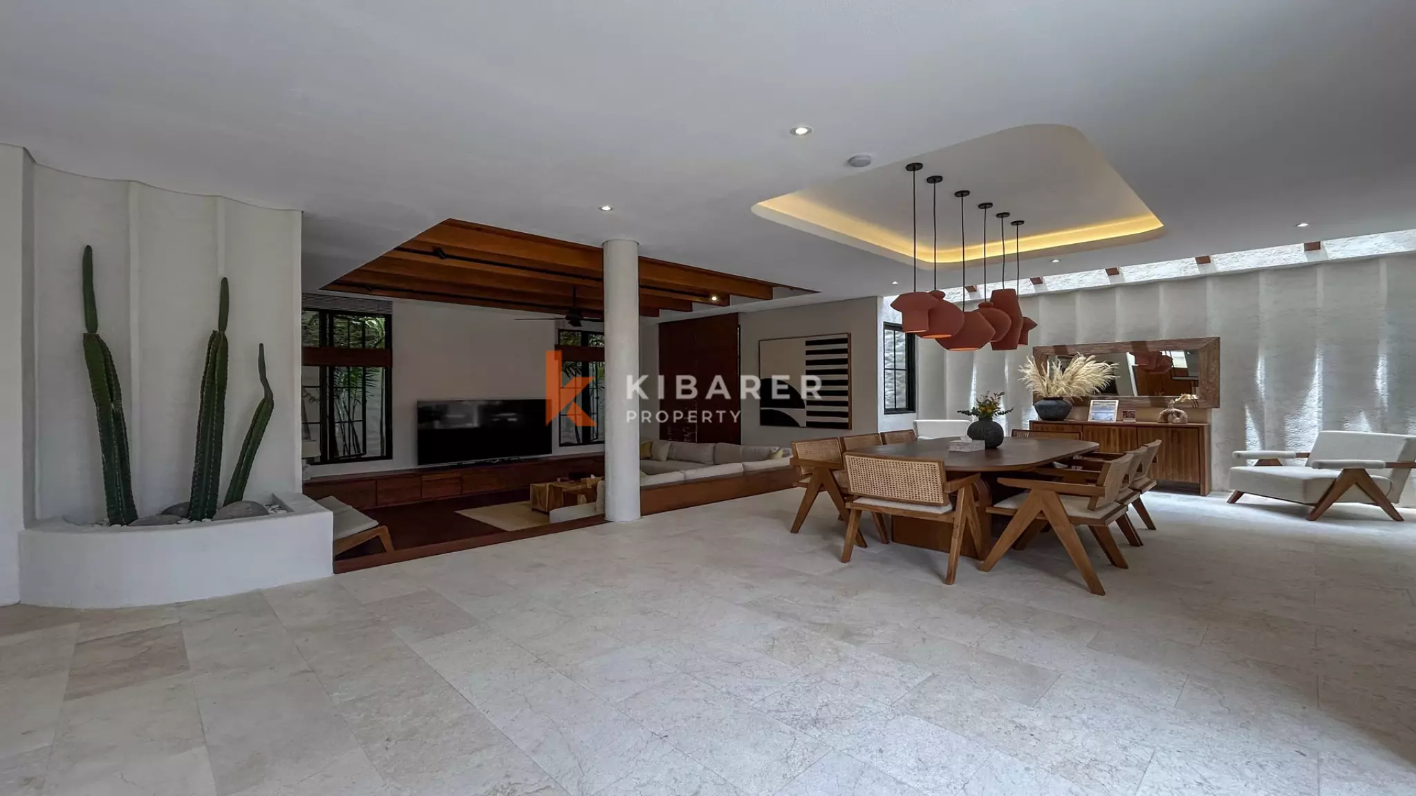 Vila Mewah Tiga Kamar Tidur Tertutup yang Elegan di Canggu