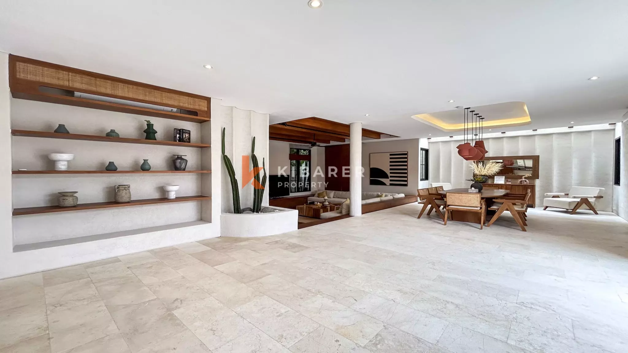 Vila Mewah Tiga Kamar Tidur Tertutup yang Elegan di Canggu