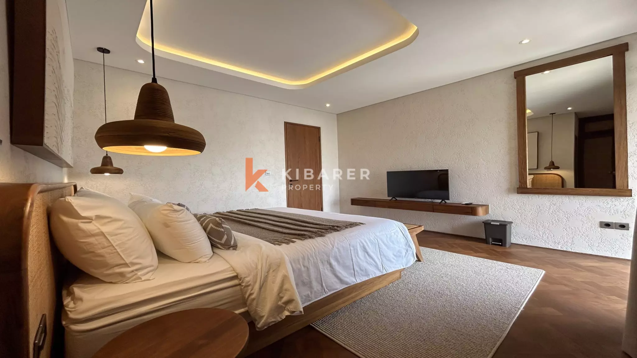 Vila Mewah Tiga Kamar Tidur Tertutup yang Elegan di Canggu