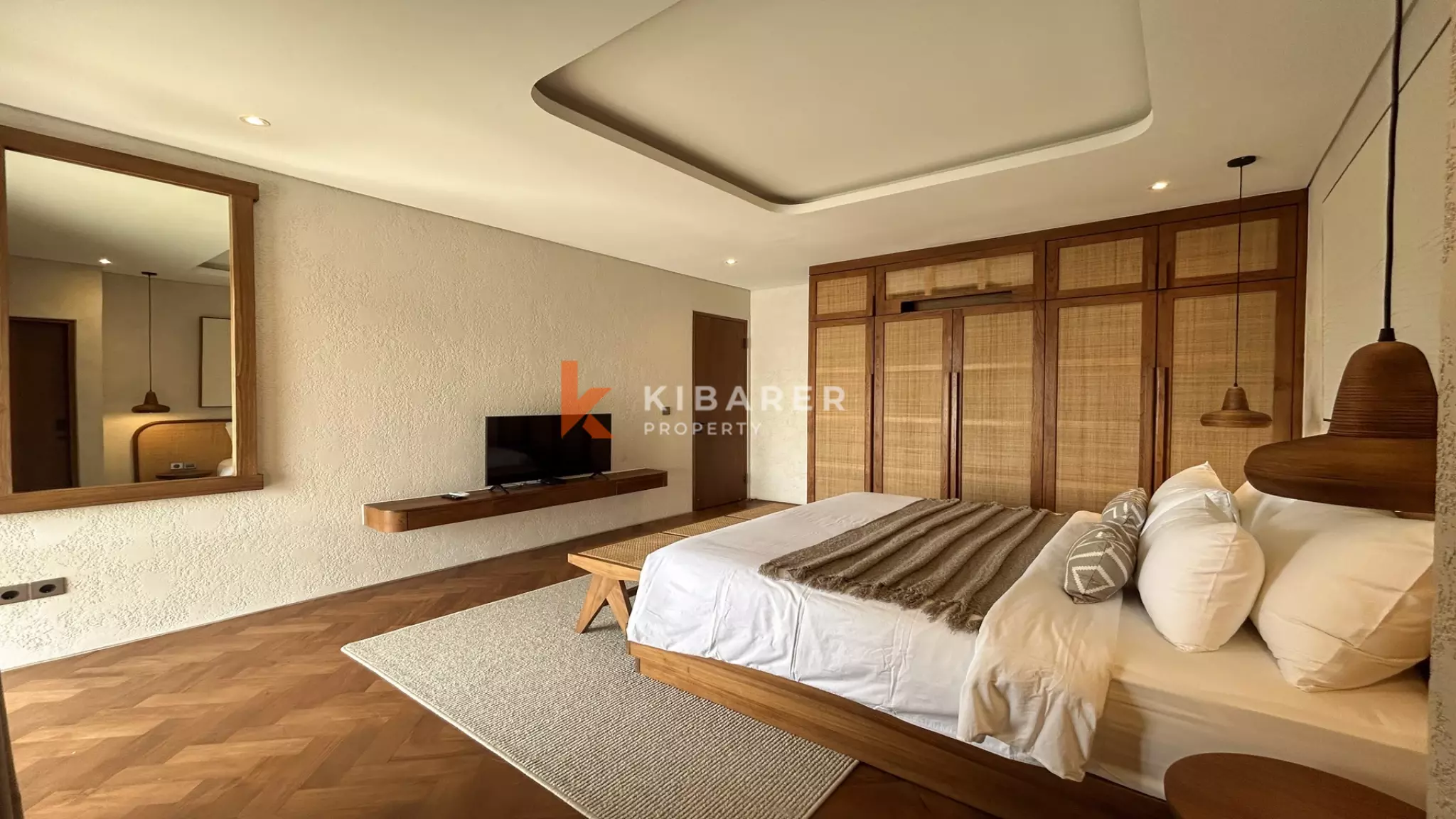 Vila Mewah Tiga Kamar Tidur Tertutup yang Elegan di Canggu