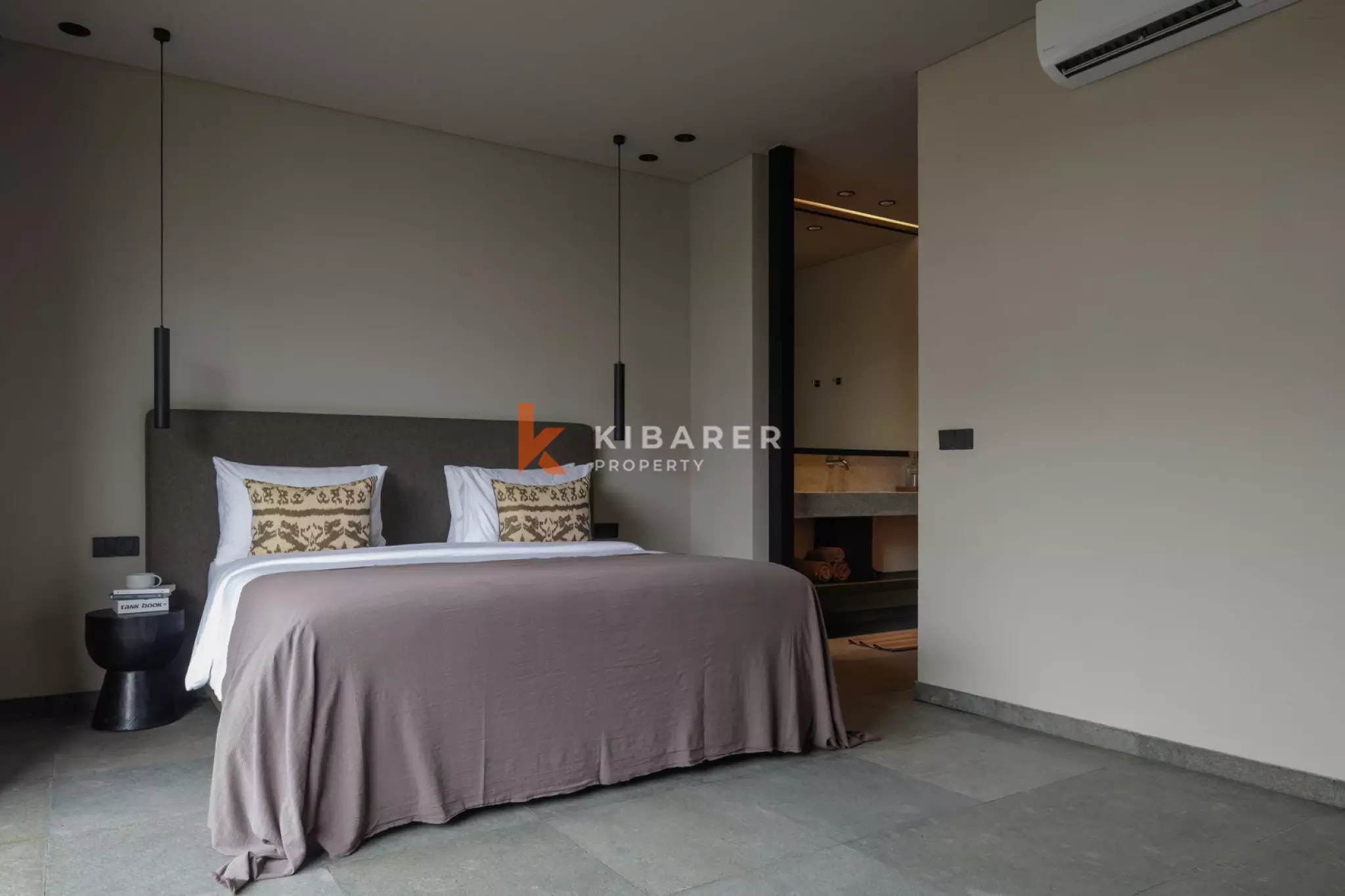 Beragam Gaya Hidup Menanti di Vila Empat Kamar Tidur Unik di Berawa