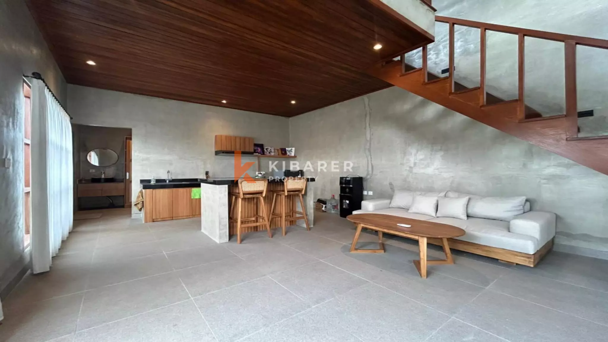 Vila Satu Kamar Tidur Tertutup Bergaya Mezzanine yang Menawan di Dekat Pantai Seseh