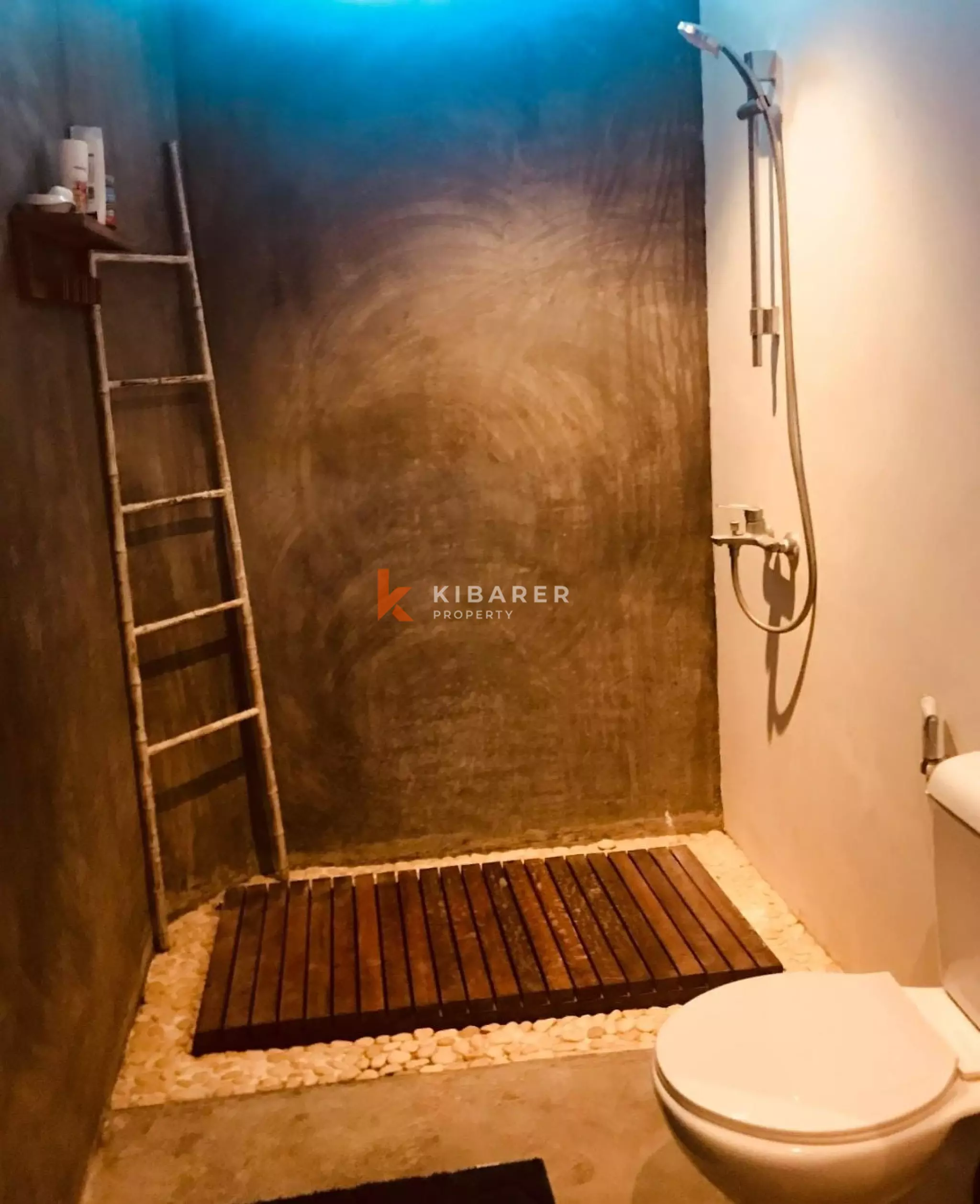 Cozy One-Bedroom House Near Berawa