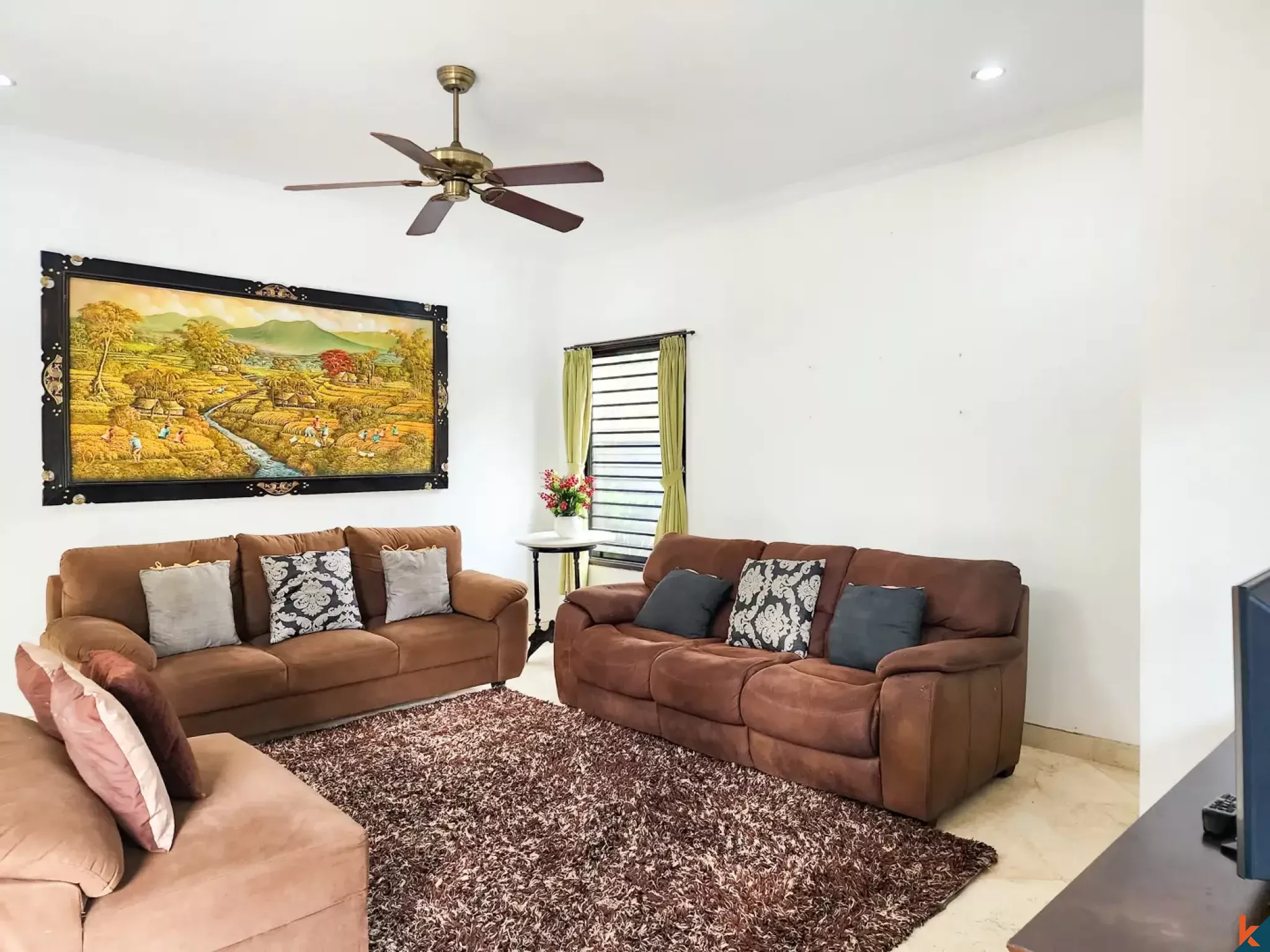 Properti tradisional yang menawan dengan enam kamar tidur di kawasan perumahan yang aman di Jimbaran