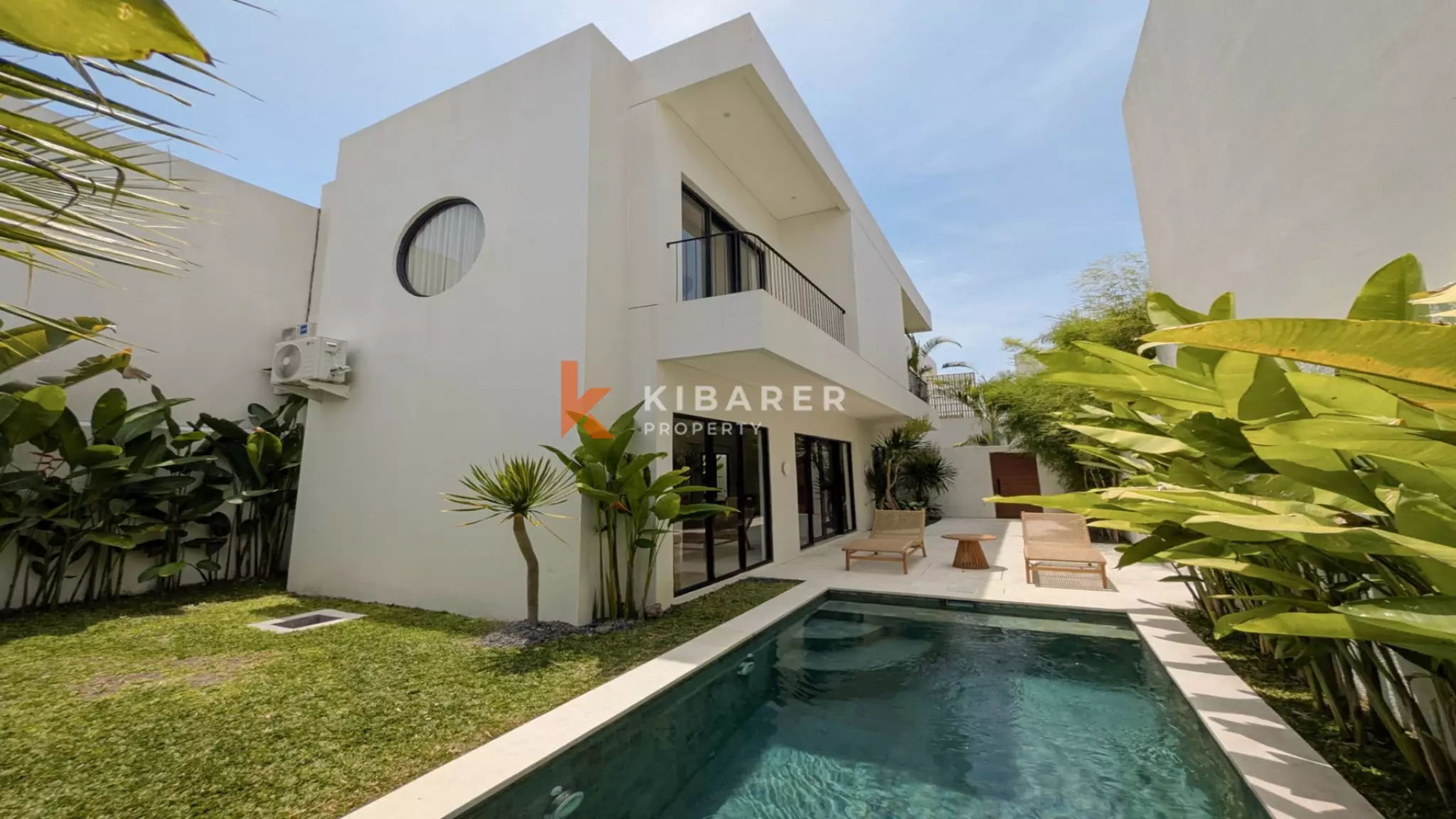 Chic Mediterranean-Style Two-Bedroom Villa with Pool in Cemagi