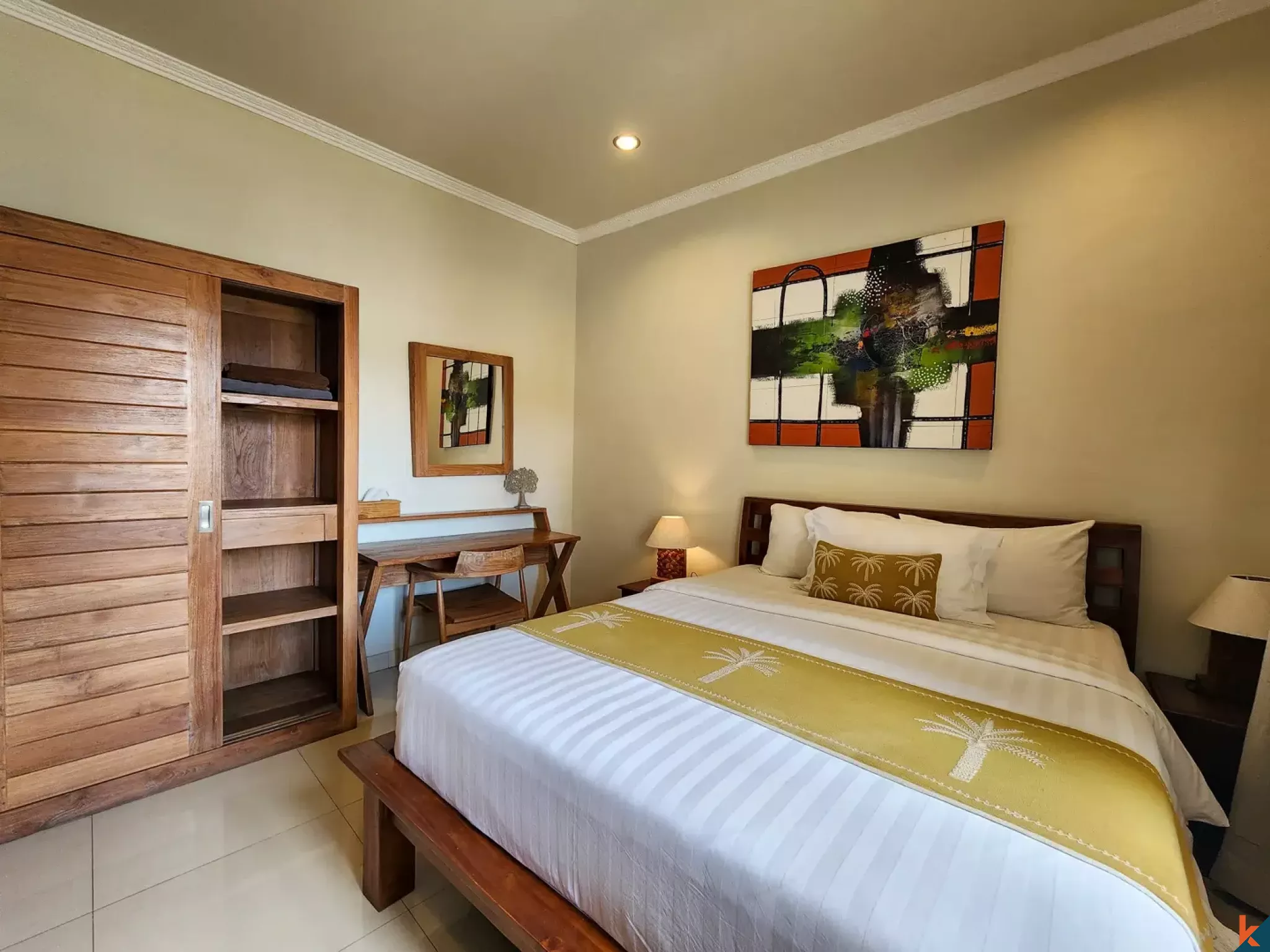 Properti freehold dengan tiga kamar tidur di Seminyak Pusat